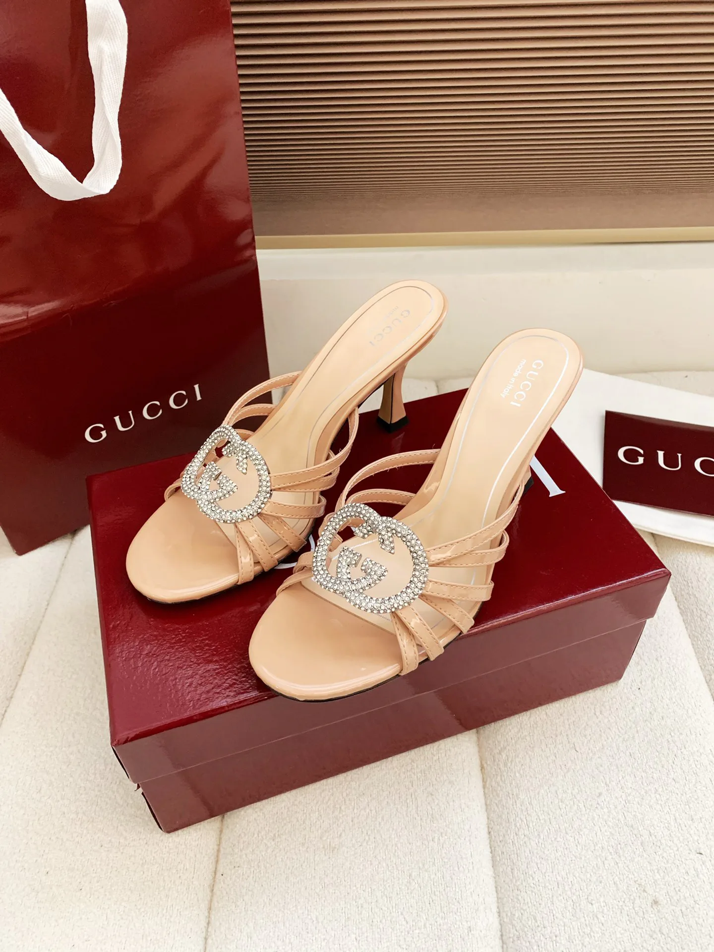 Туфли Женские Gucci 13142100