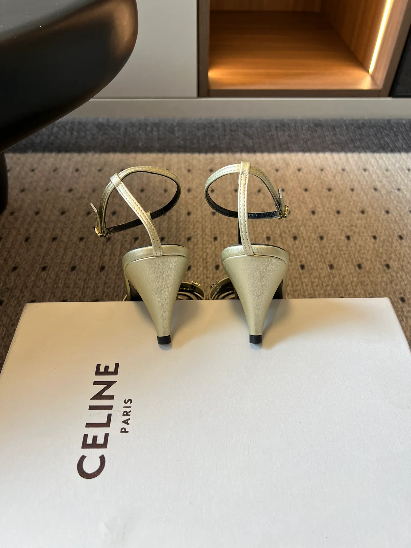 Босоножки Женские Celine 12762601