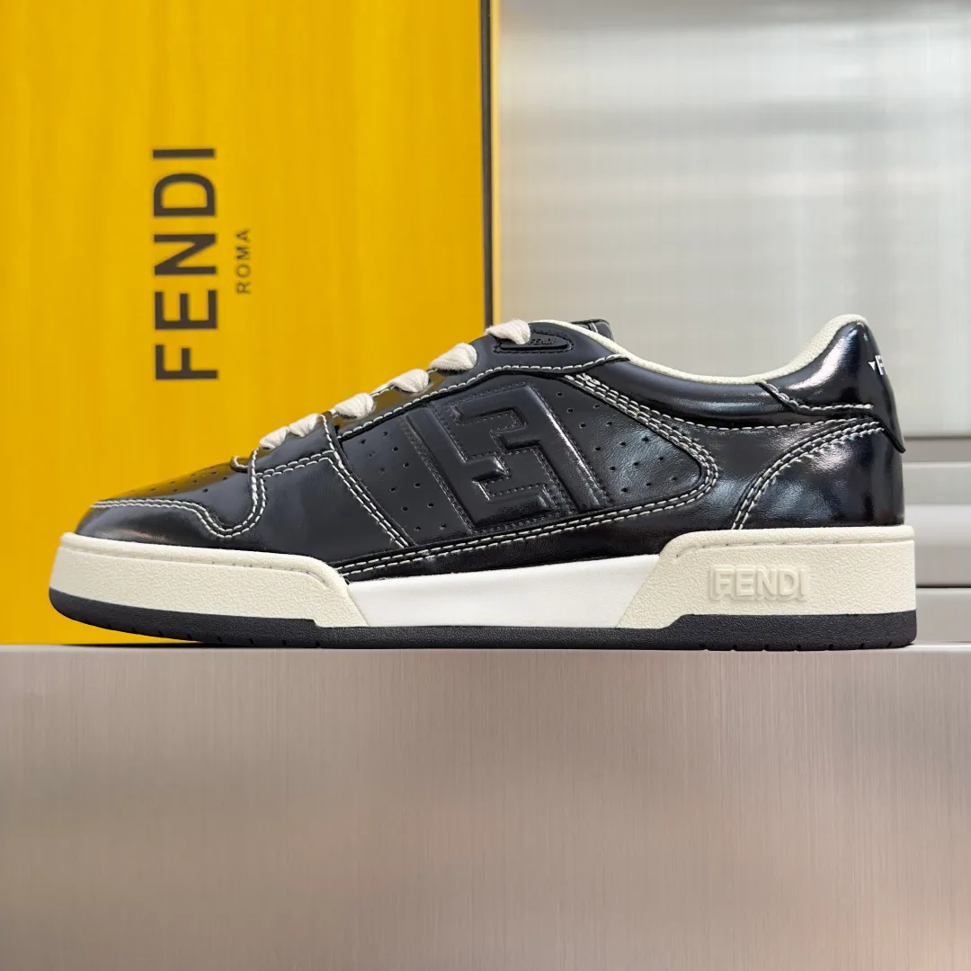 Кроссовки Женские Fendi 17729634