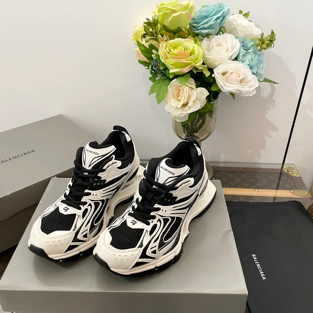 Кроссовки Женские Balenciaga 12656252