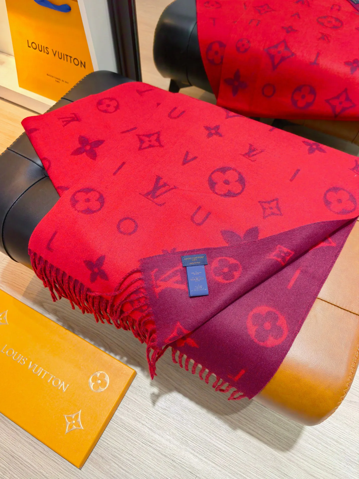 Шарфы Louis Vuitton 5445706