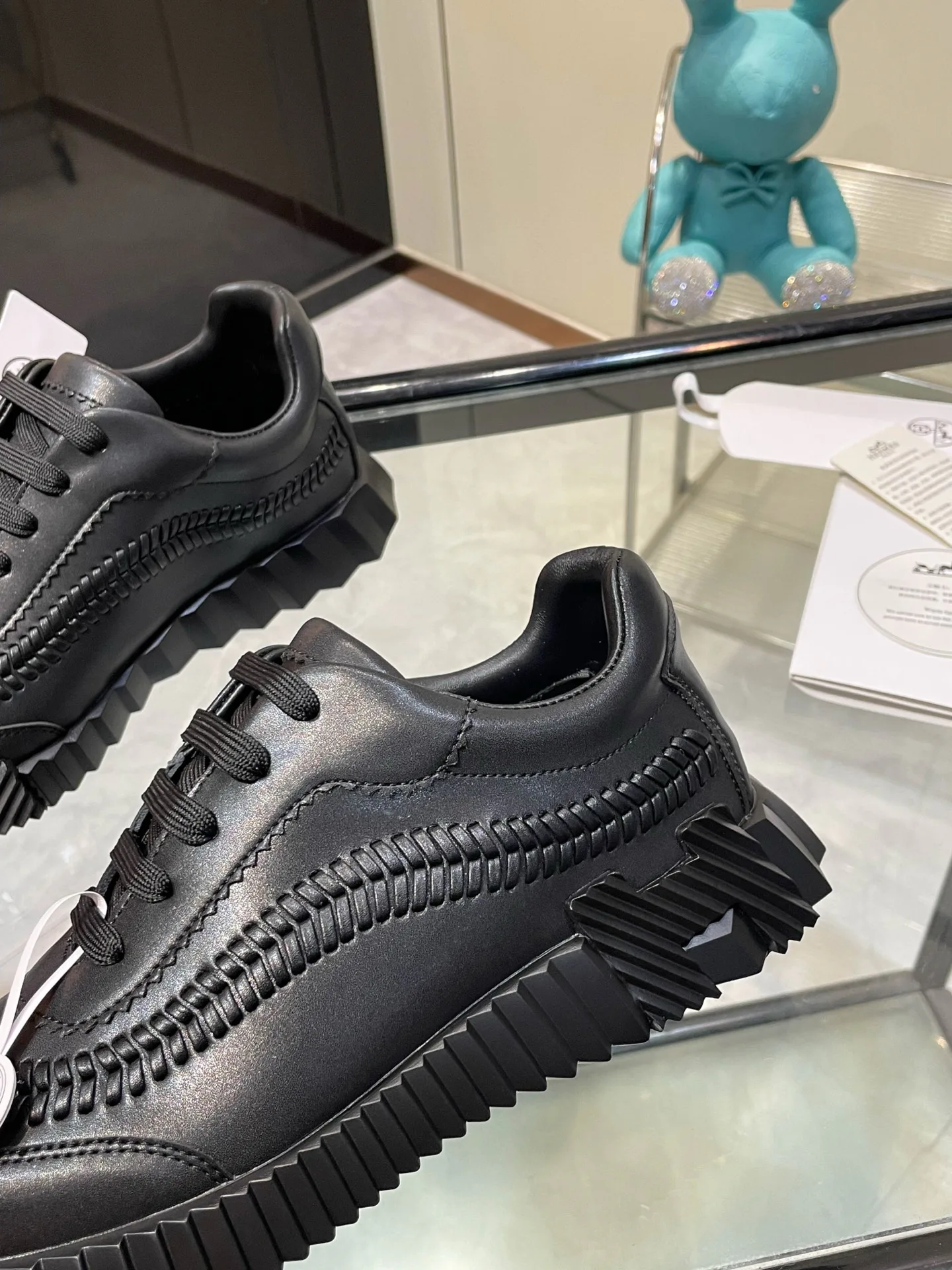 Кроссовки Женские Hermes 17954786