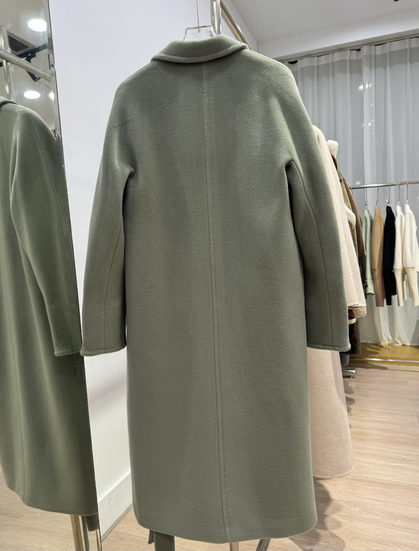 Пальто Женские Max Mara 18245176