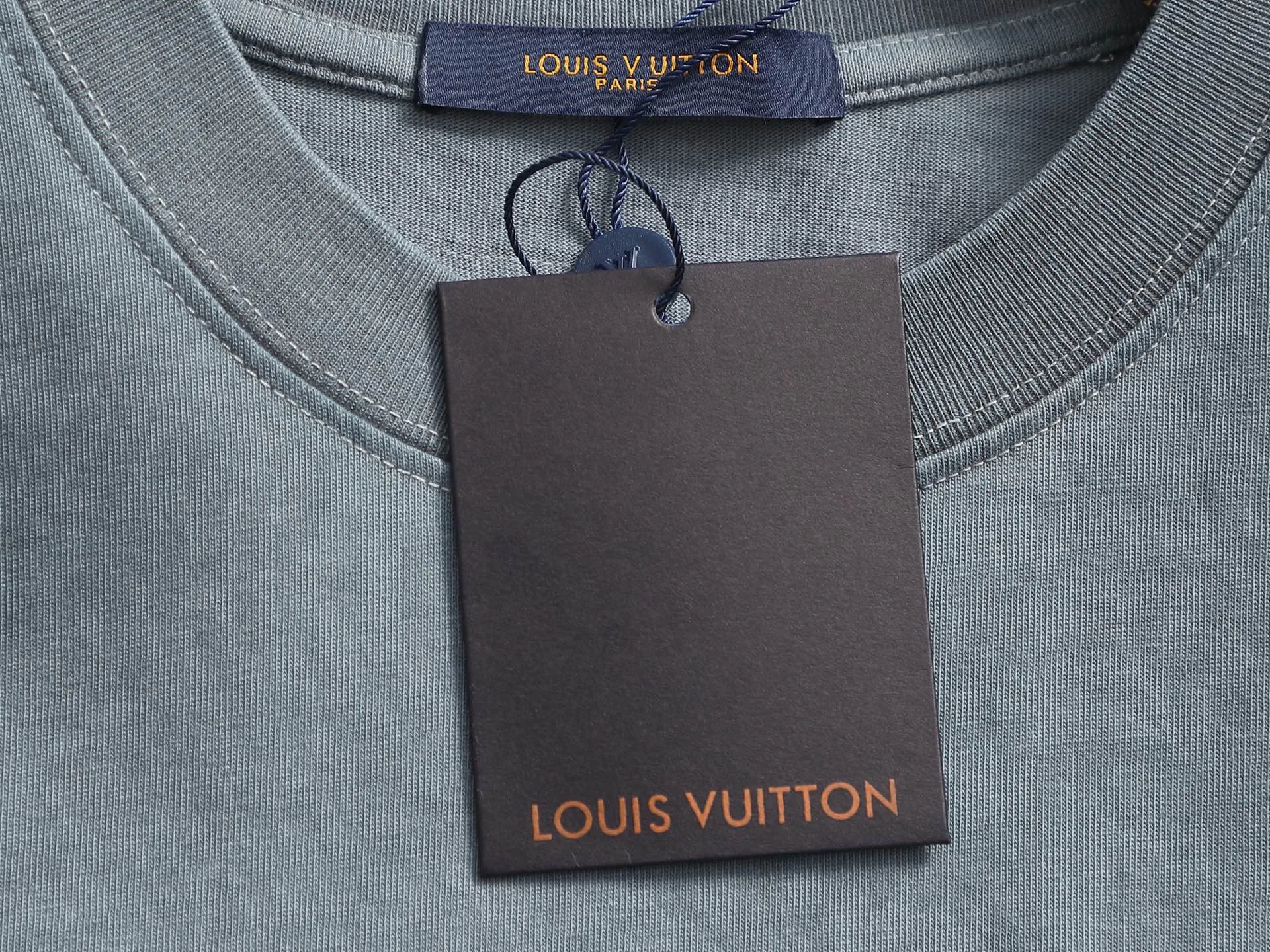 Футболки Женские Louis Vuitton 5405537