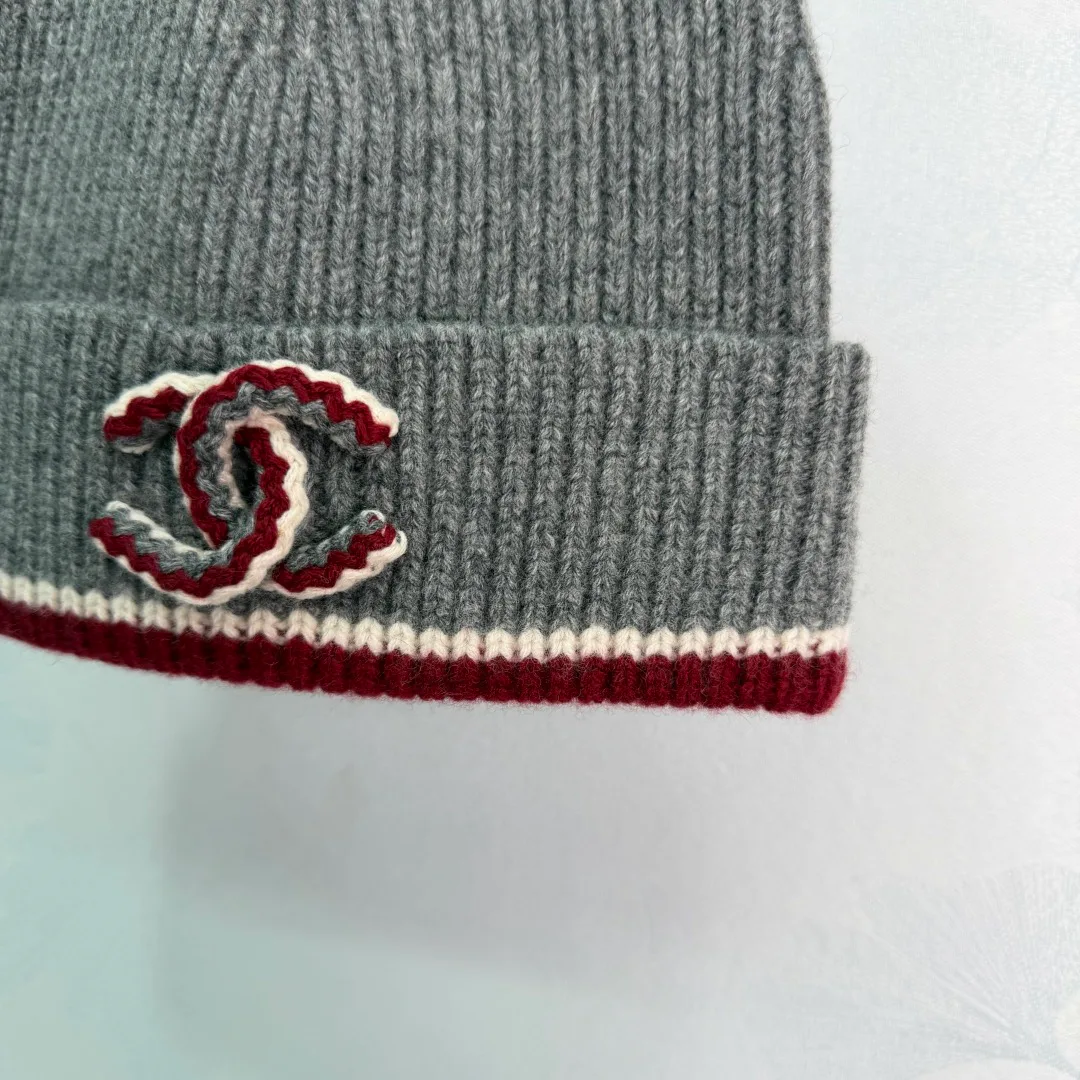 Головные Уборы Chanel 17734650