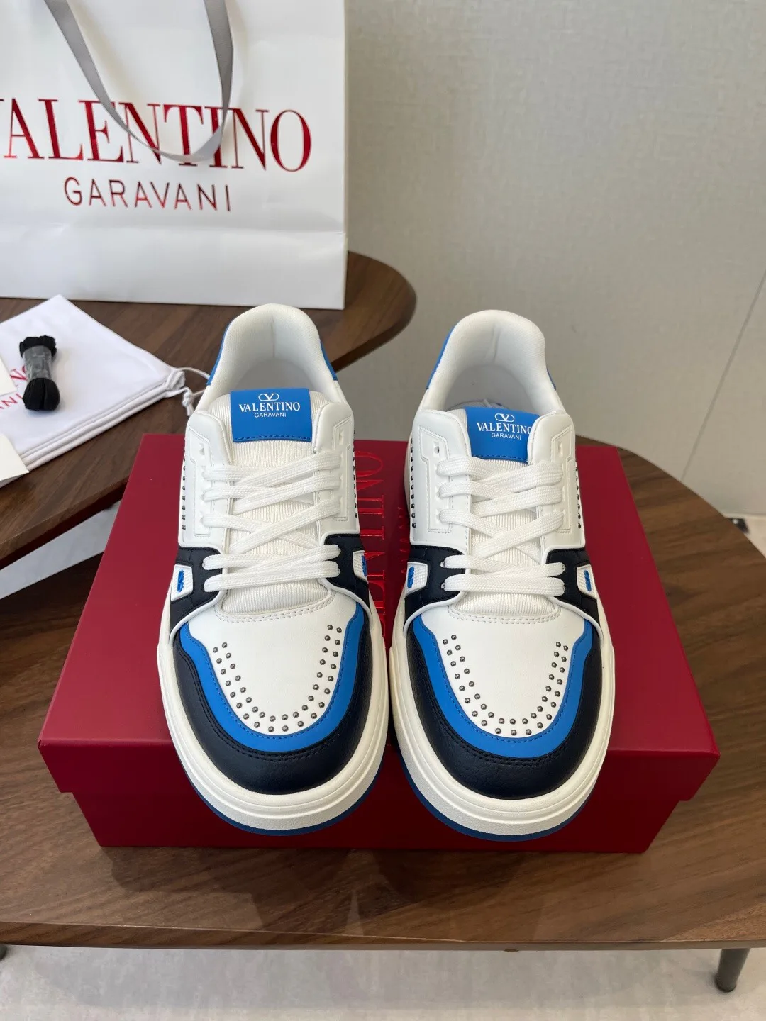 Кроссовки Женские Valentino 11446620