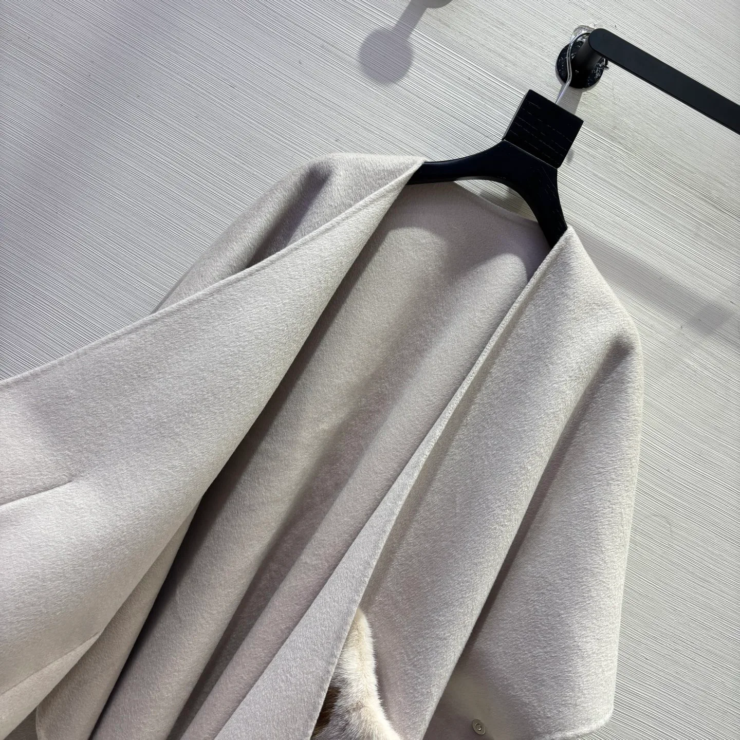 Пальто Женские Loro Piana 18654749