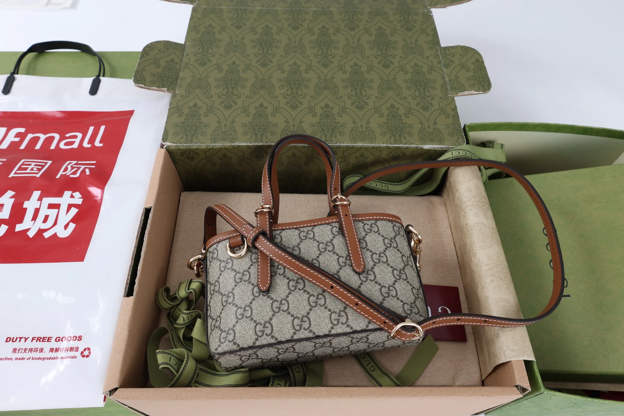 Классические Сумки Женские Gucci 10416699