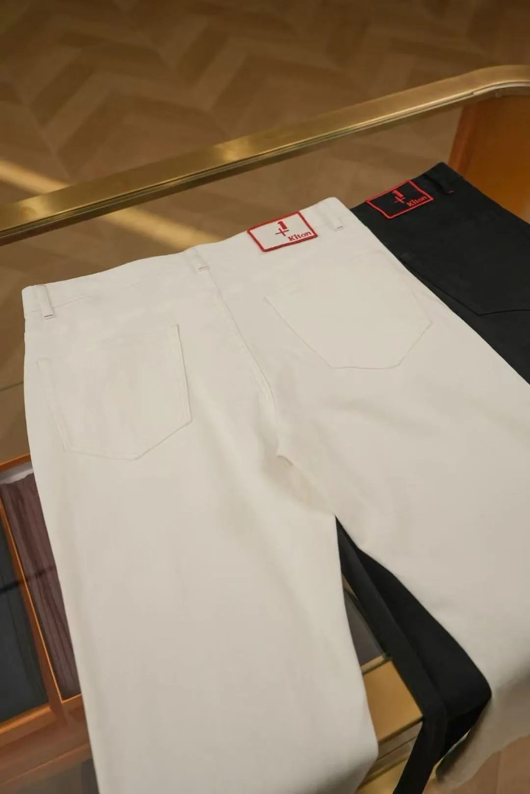 Джинсы Мужские Kiton 10036709