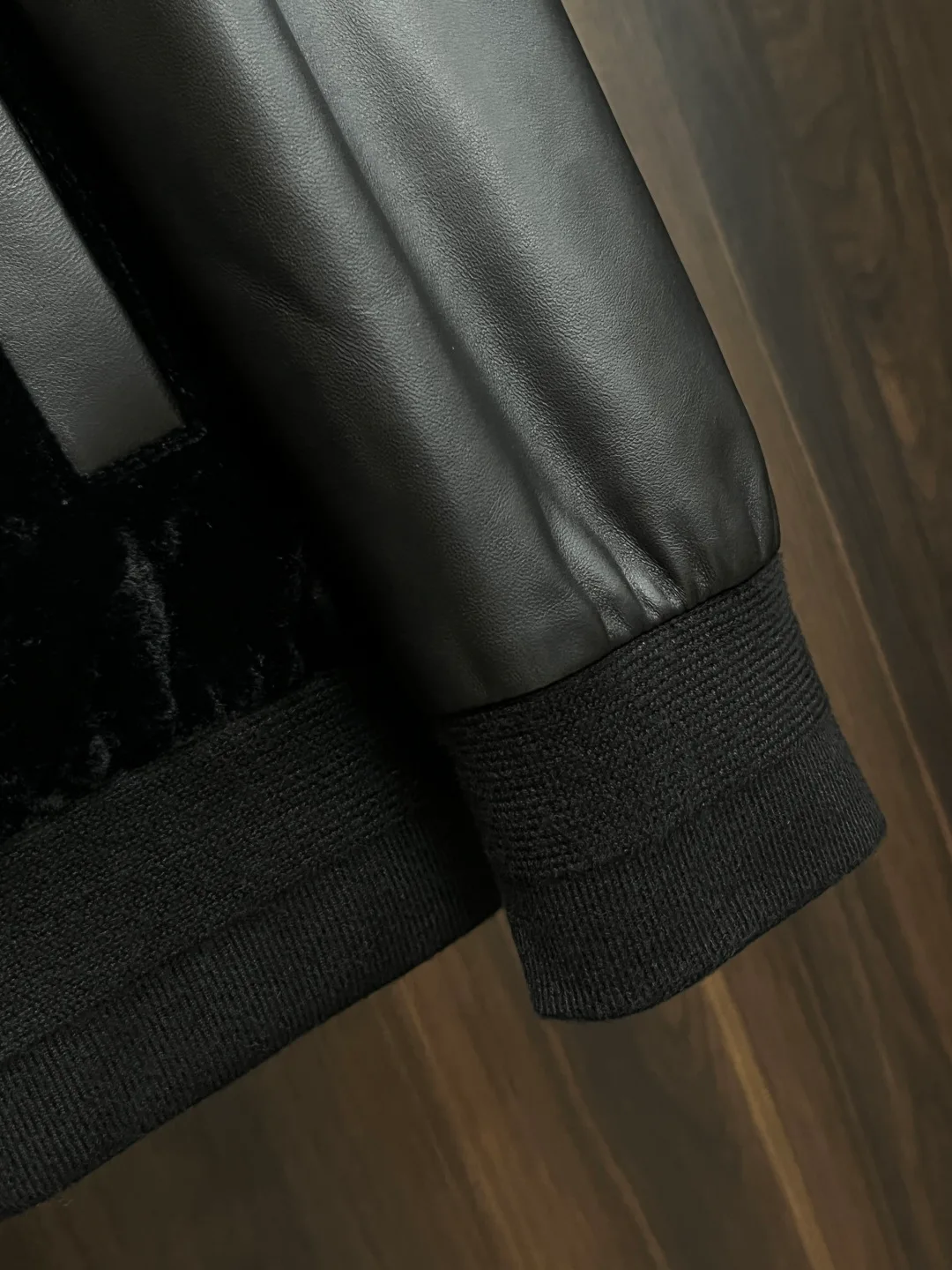 Кожаные Куртки И Дублёнки Мужские Louis Vuitton 493009