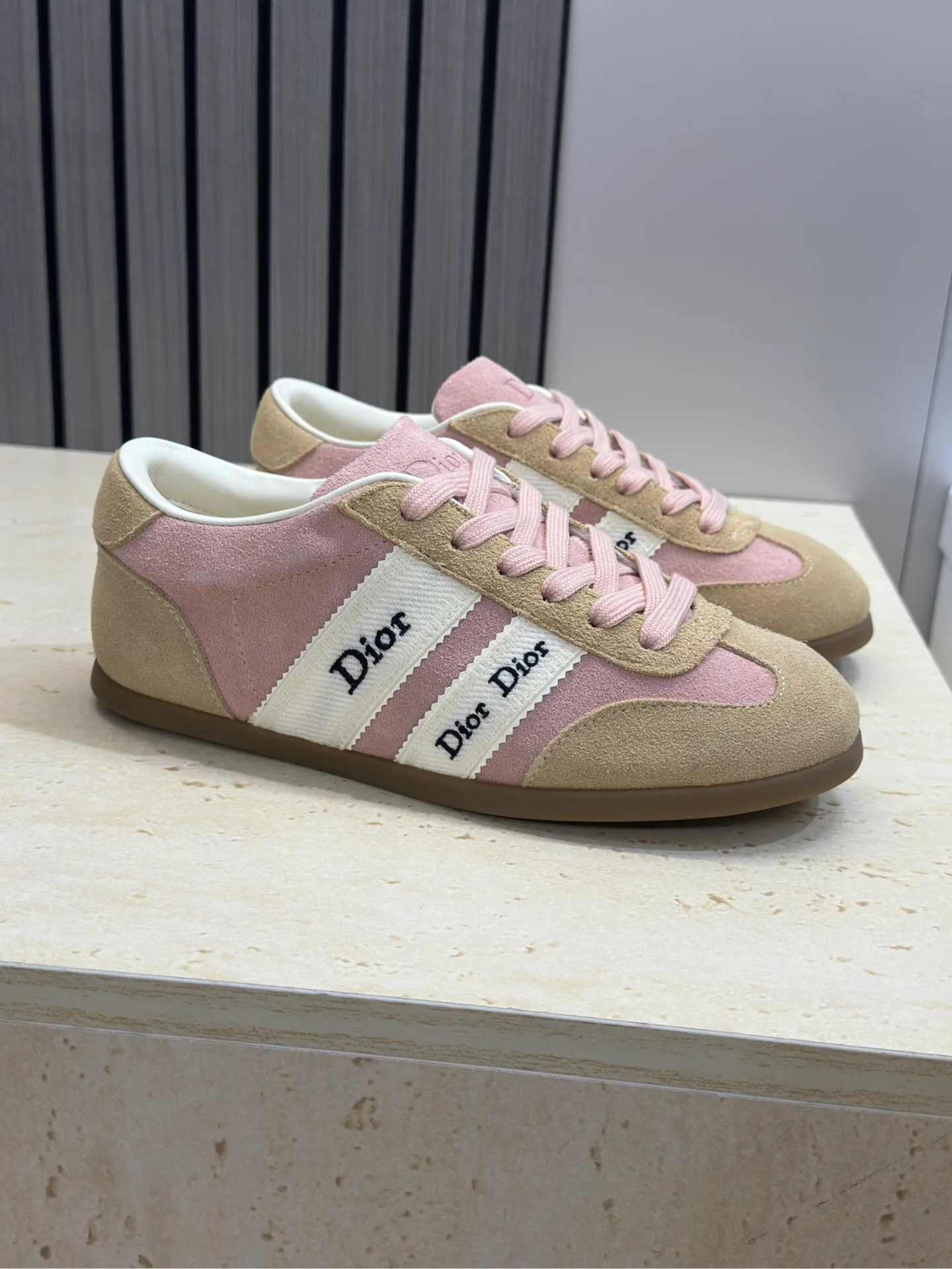Кроссовки Женские Christian Dior 17612354