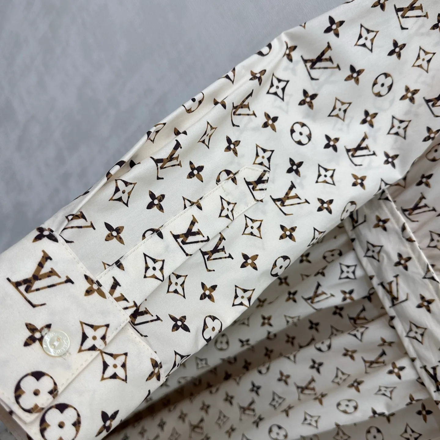Платья Женские Louis Vuitton 17392634