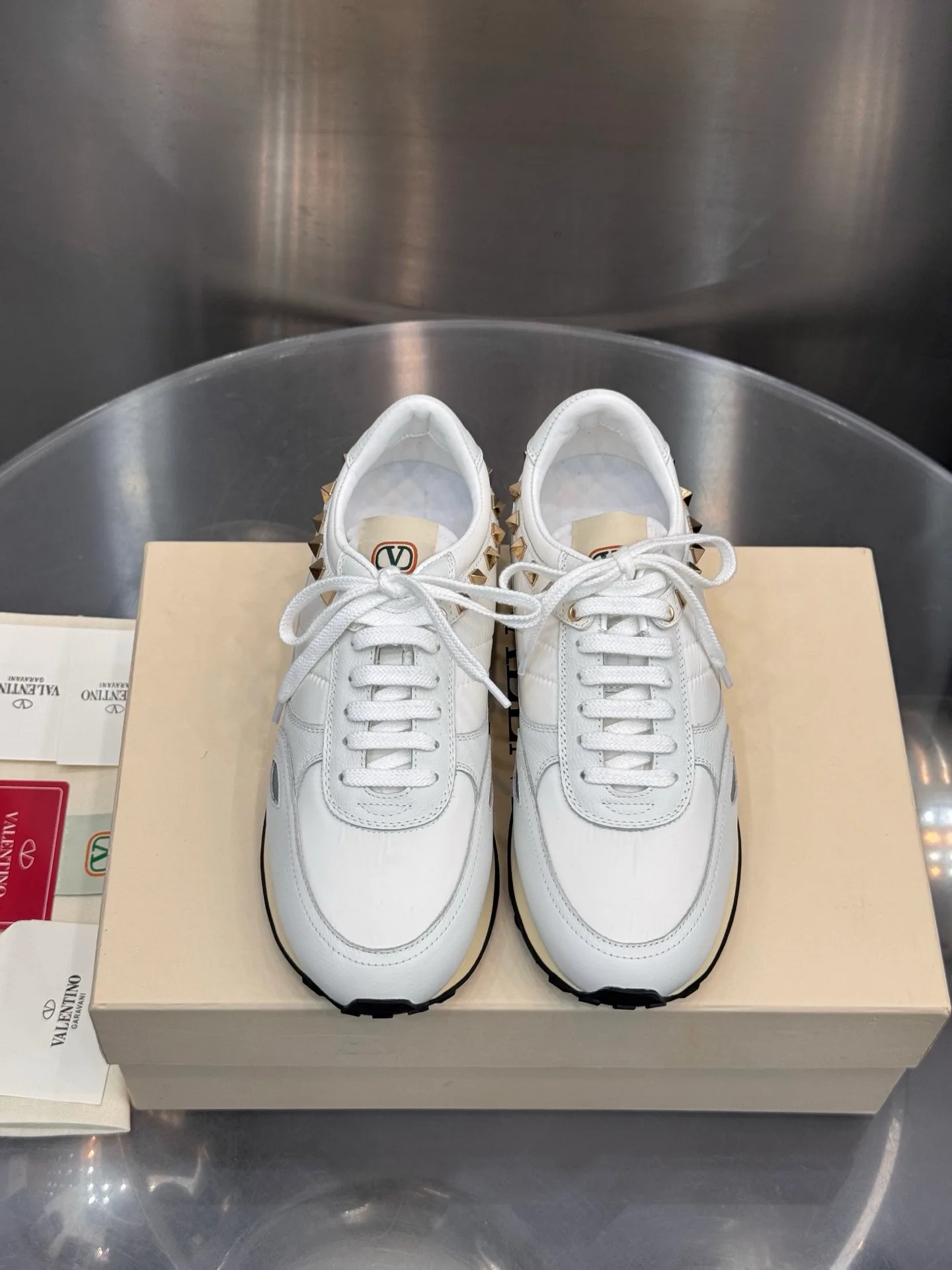 Кроссовки Женские Valentino 18202512