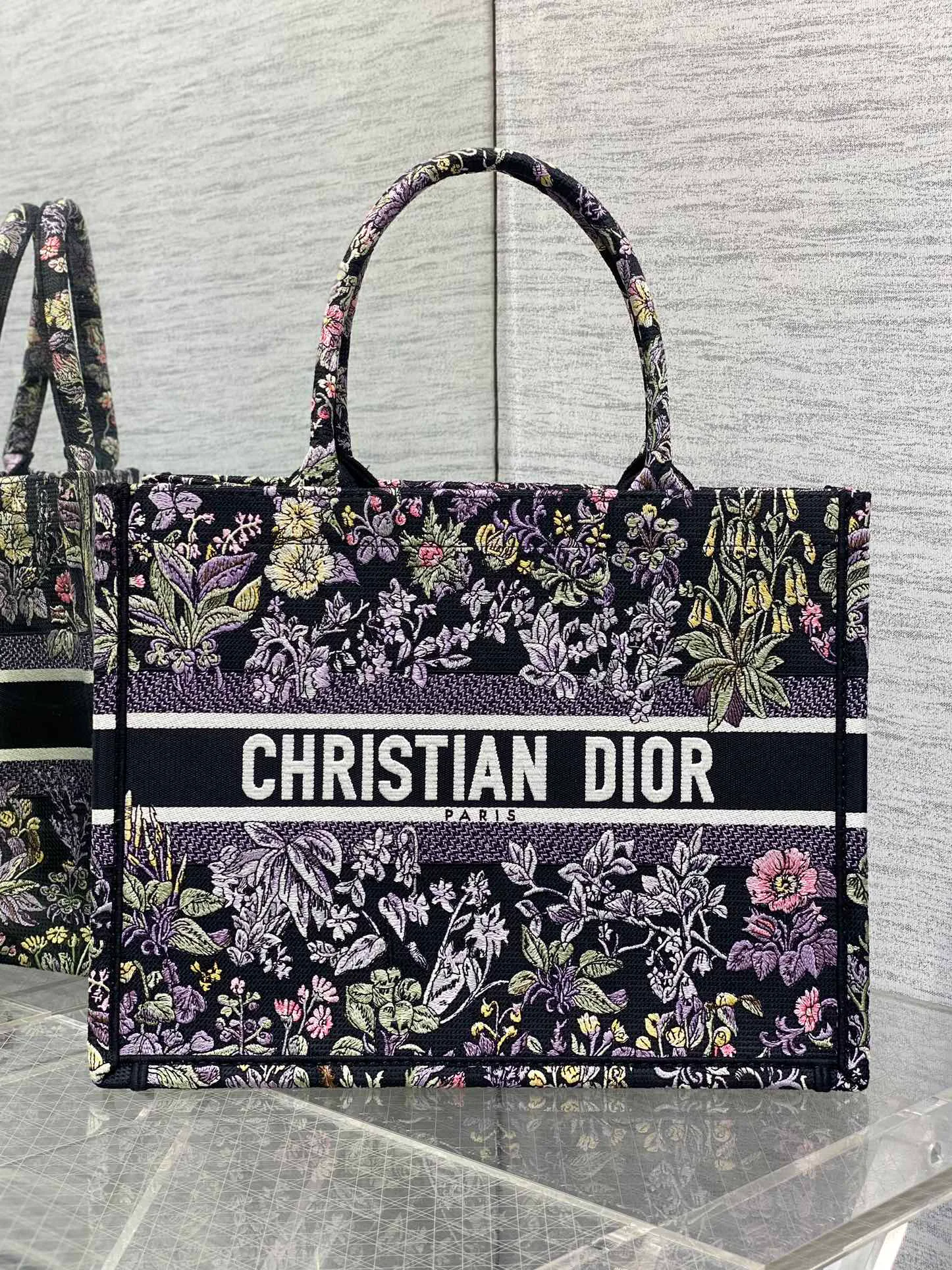 Классические Сумки Женские Christian Dior 13227219