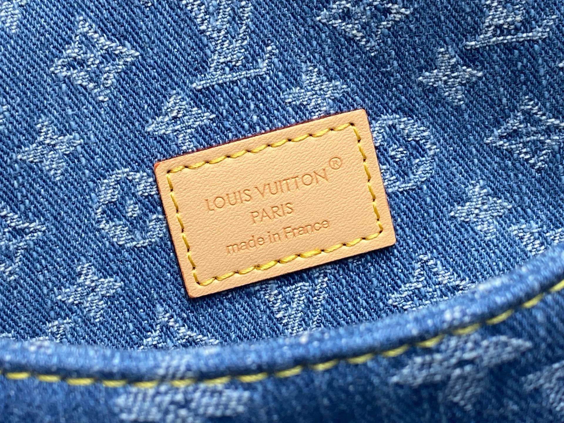 Классические Сумки Женские Louis Vuitton 11619861
