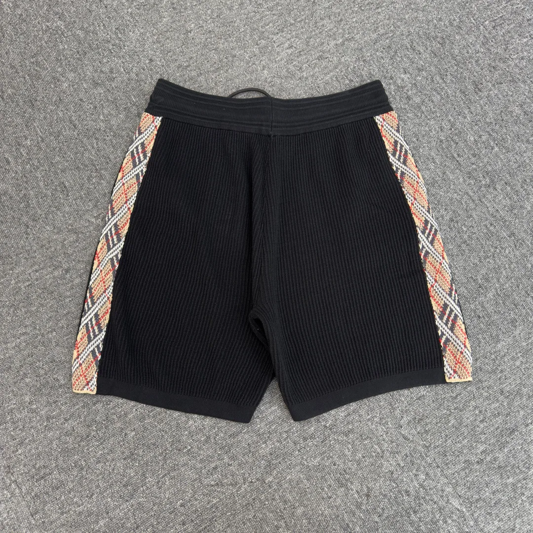 Шорты Мужские Burberry 17577635