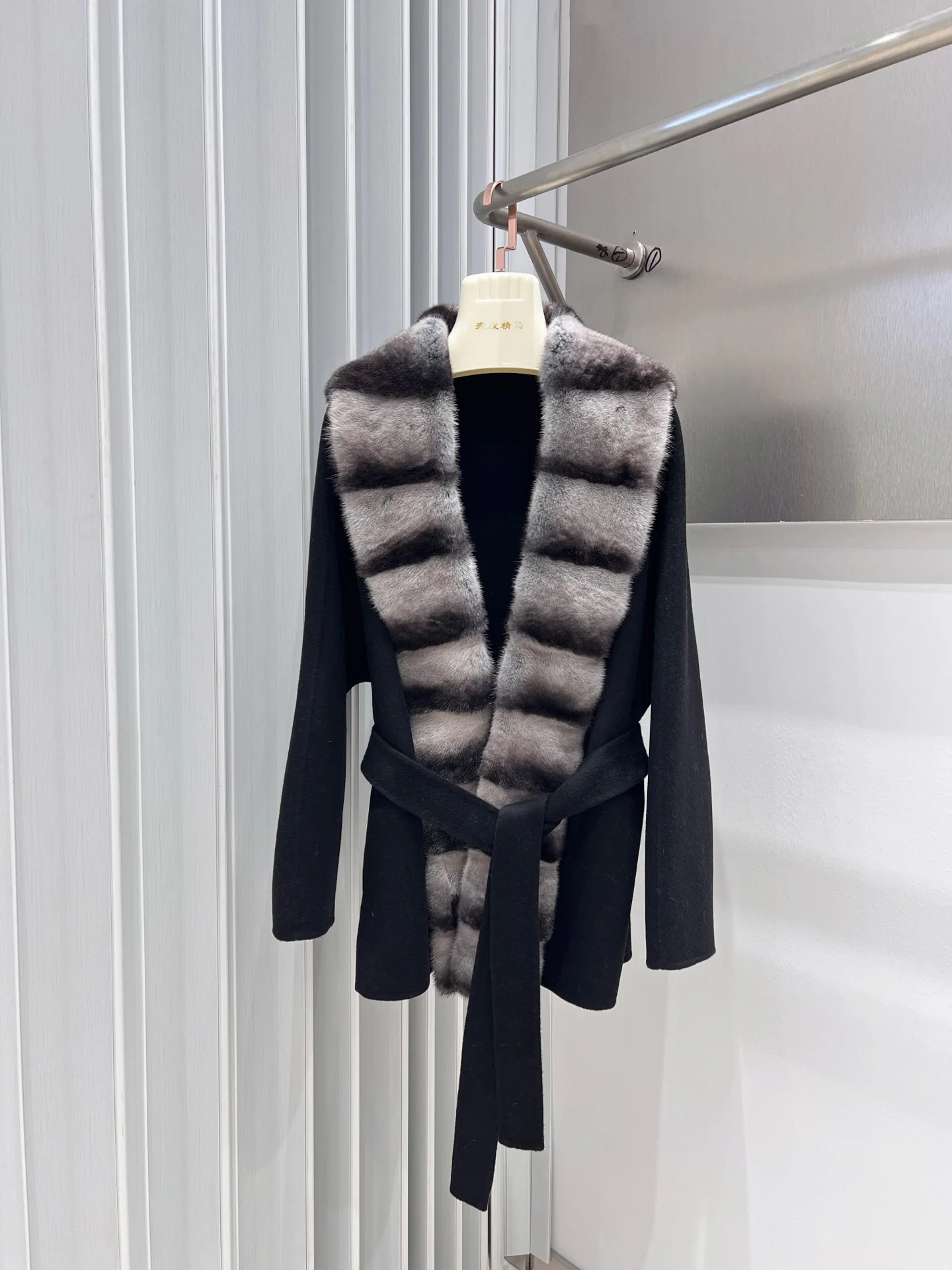 Пальто Женские Loro Piana 18734821