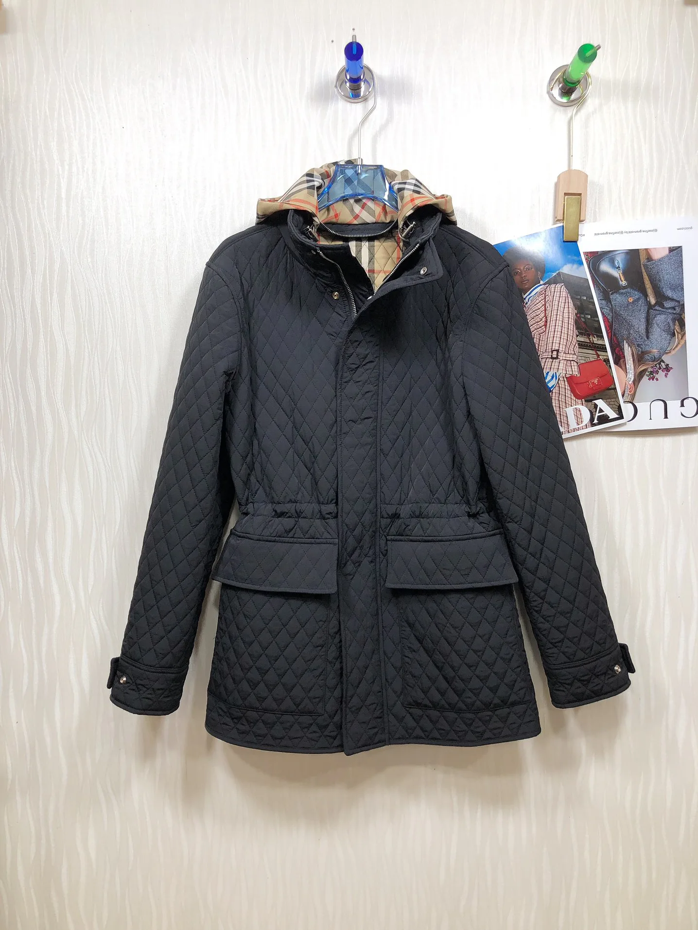 Куртки И Пуховики Женские Burberry 11433071