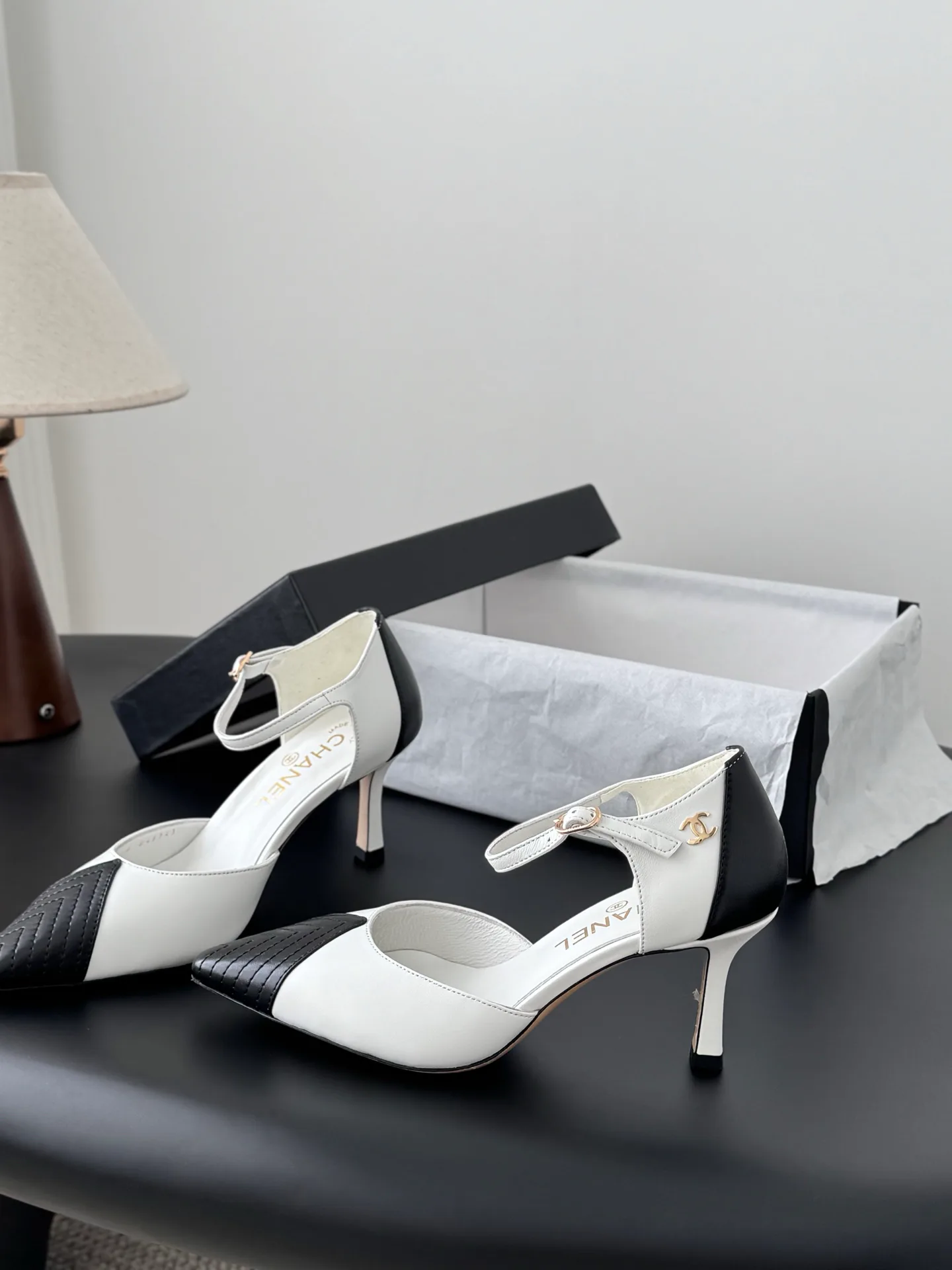 Туфли Женские Chanel 1011893