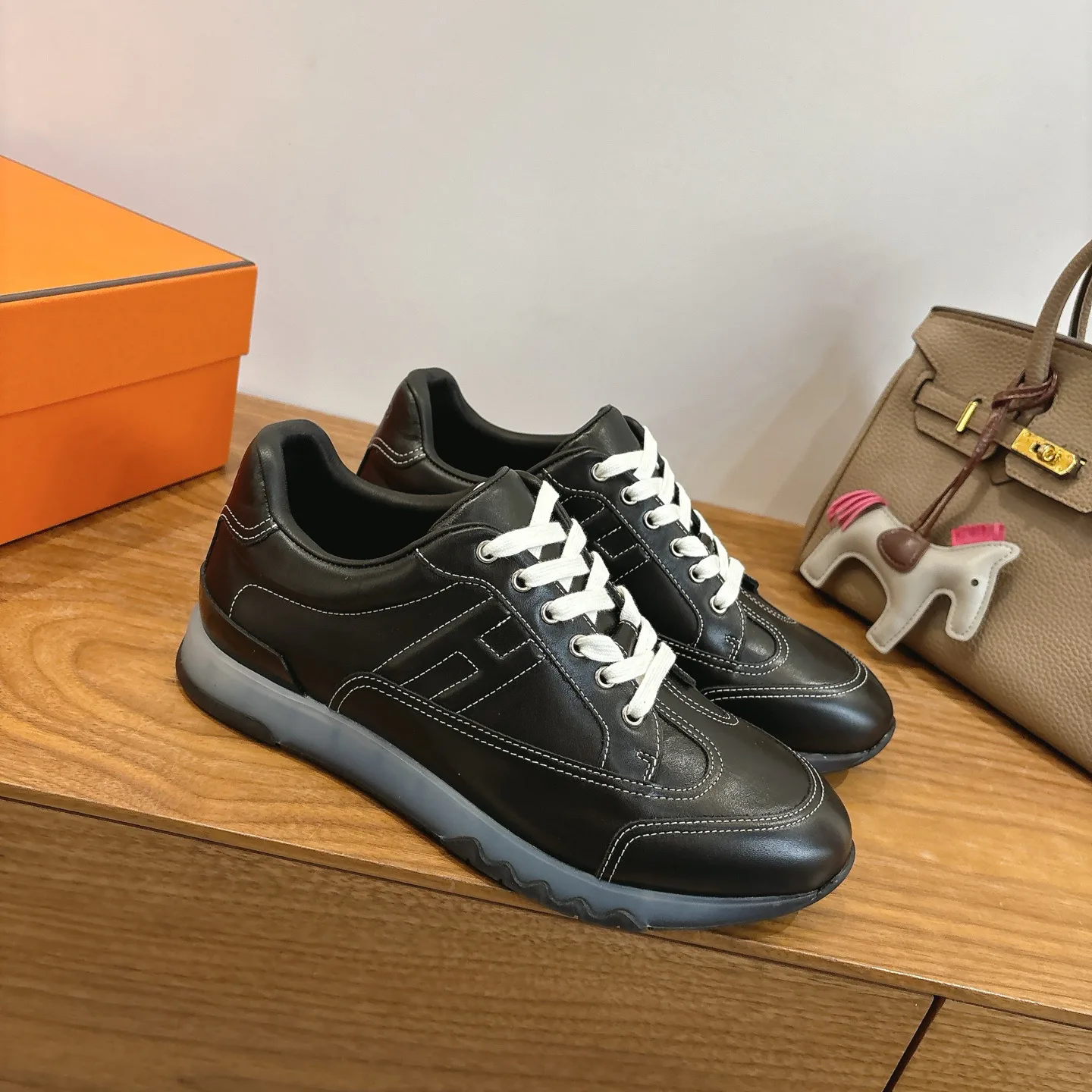 Кроссовки Женские Hermes 1886249