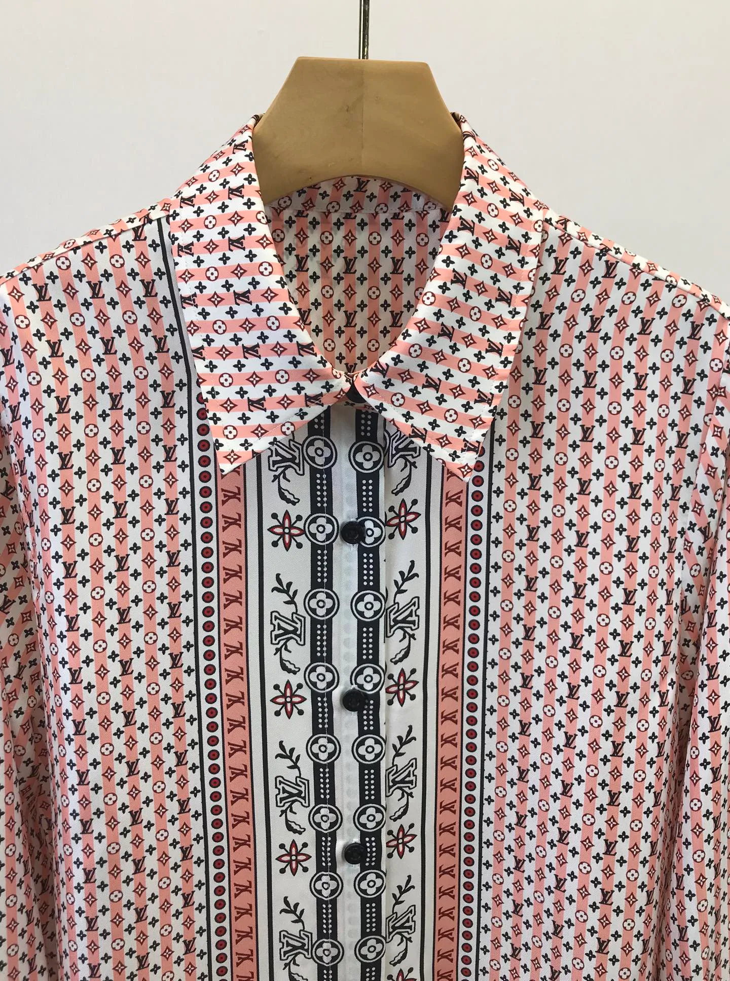 Рубашки Женские Louis Vuitton 1170132