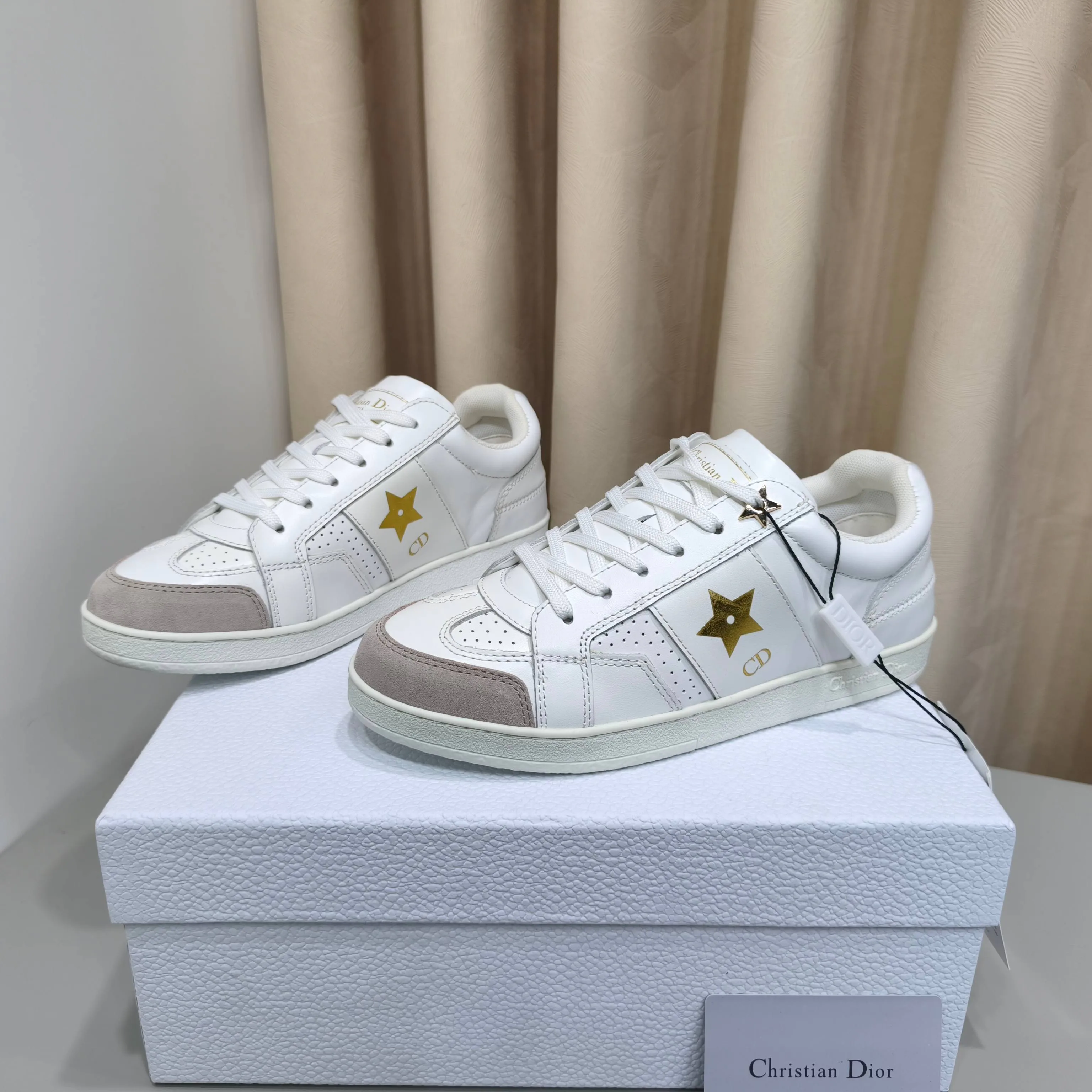 Кроссовки Женские Christian Dior 17988722