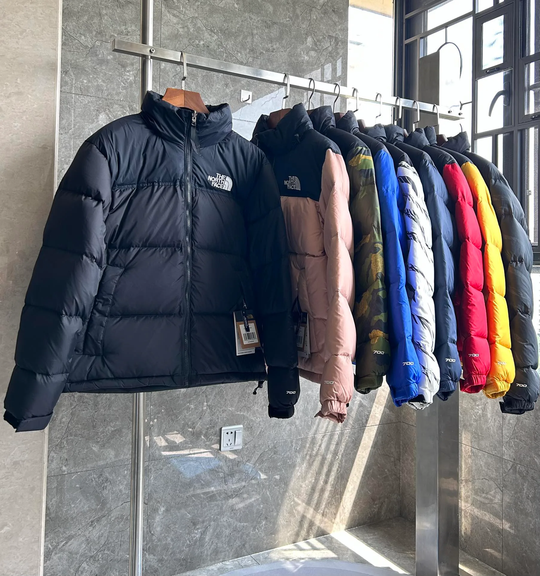 Куртки И Пуховики Женские The North Face 18509303