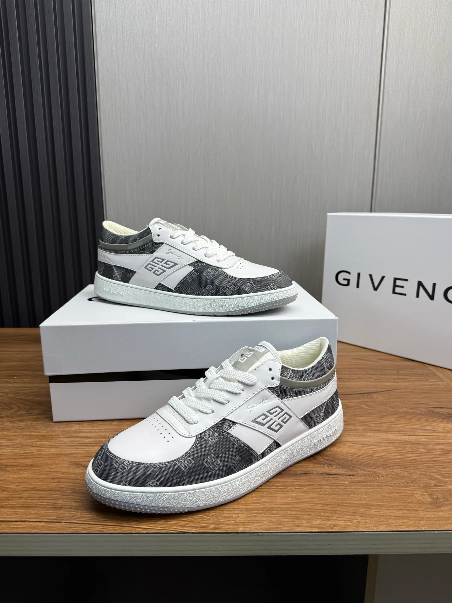 Кроссовки Мужские Givenchy 53760