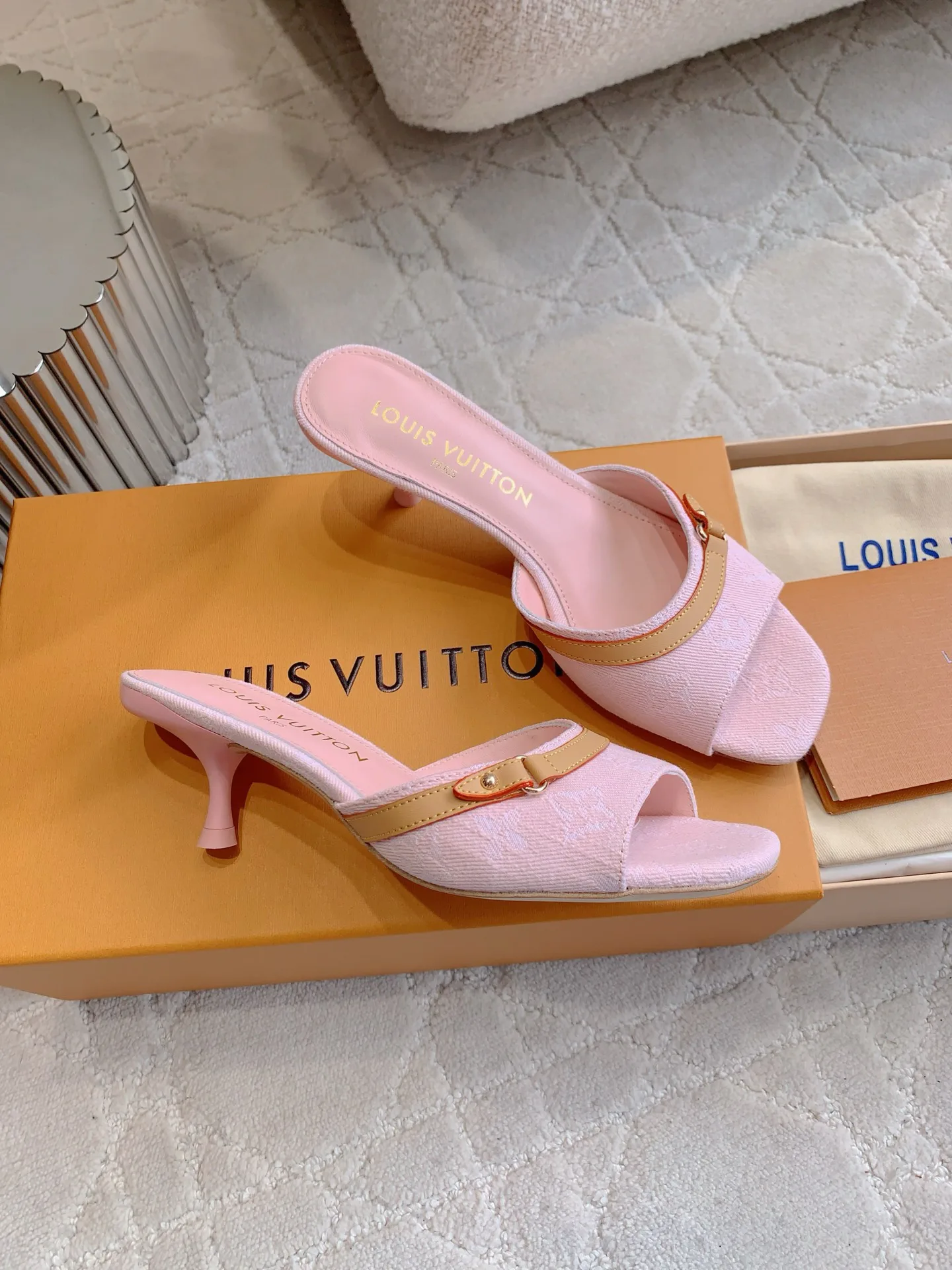 Босоножки Женские Louis Vuitton 492193