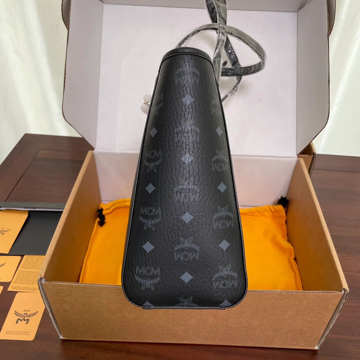 Классические Сумки Женские Mcm 13208833