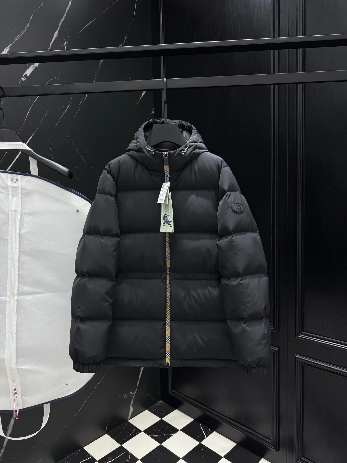 Куртки И Пуховики Женские Burberry 791929