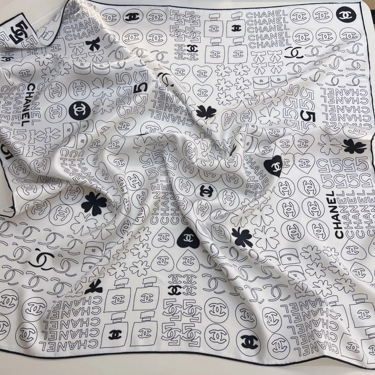 Платки Chanel 11561092