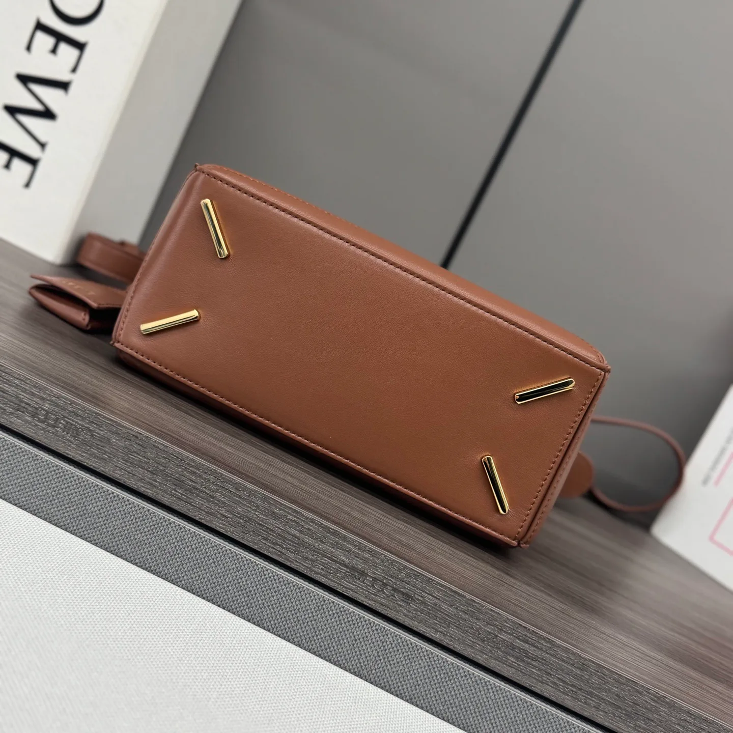 Классические Сумки Женские Loewe 17270362