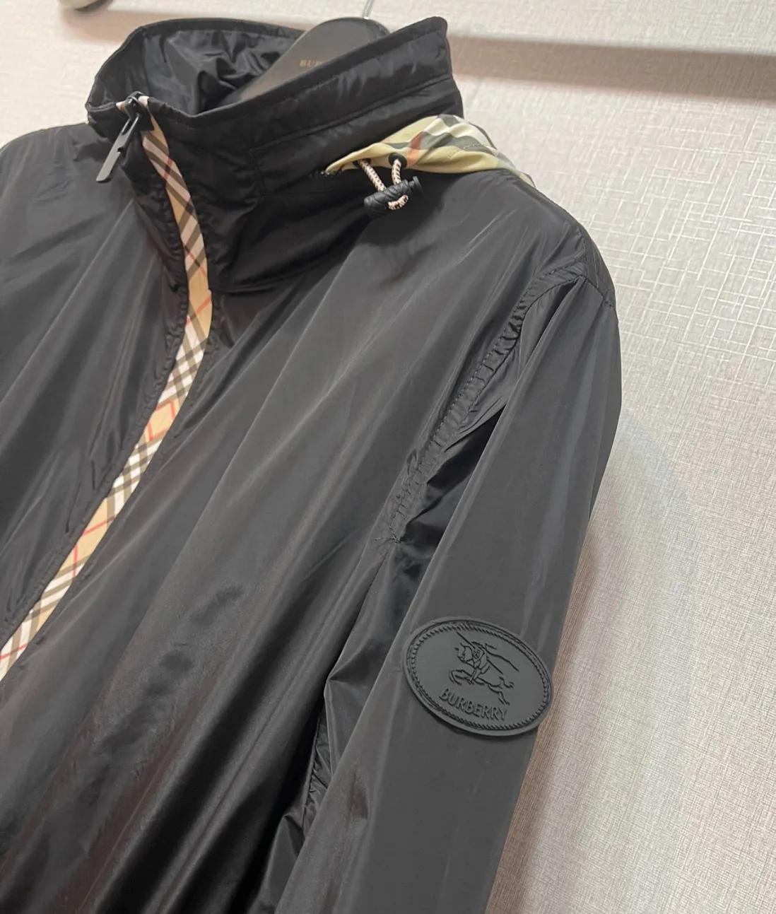 Куртки И Пуховики Женские Burberry 11427052