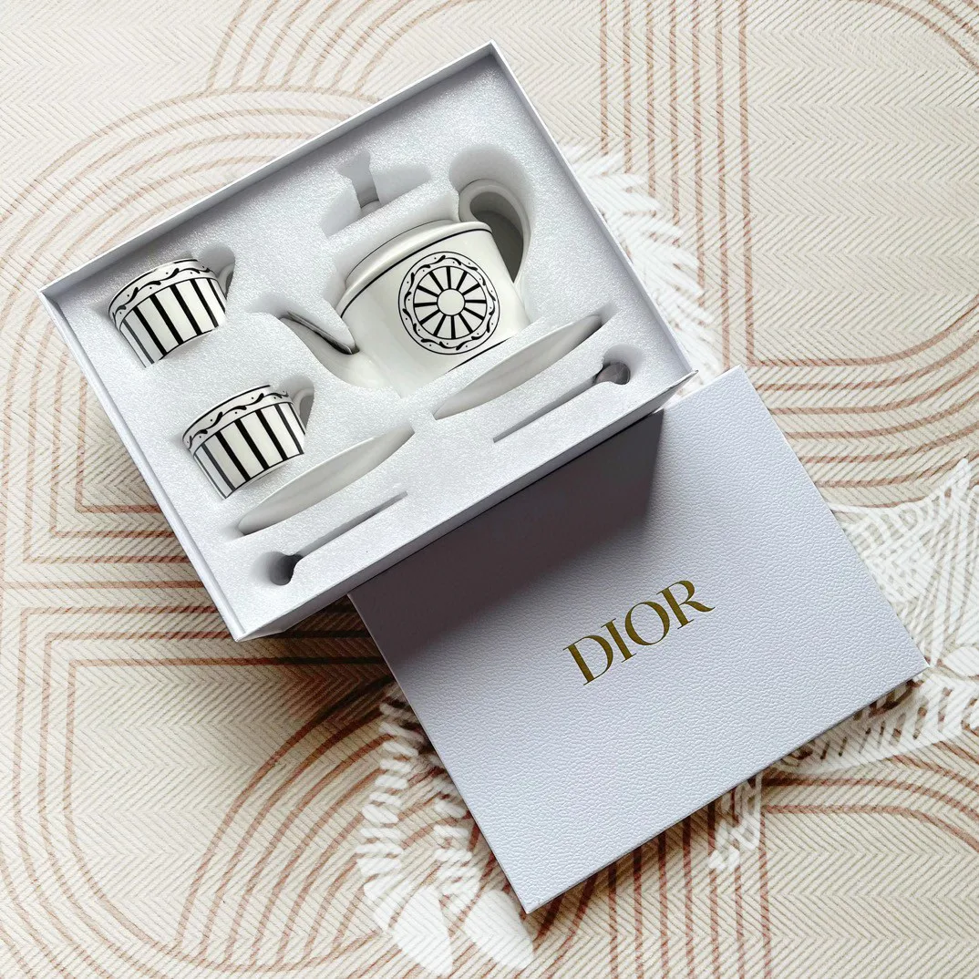 Посуда Christian Dior 18599