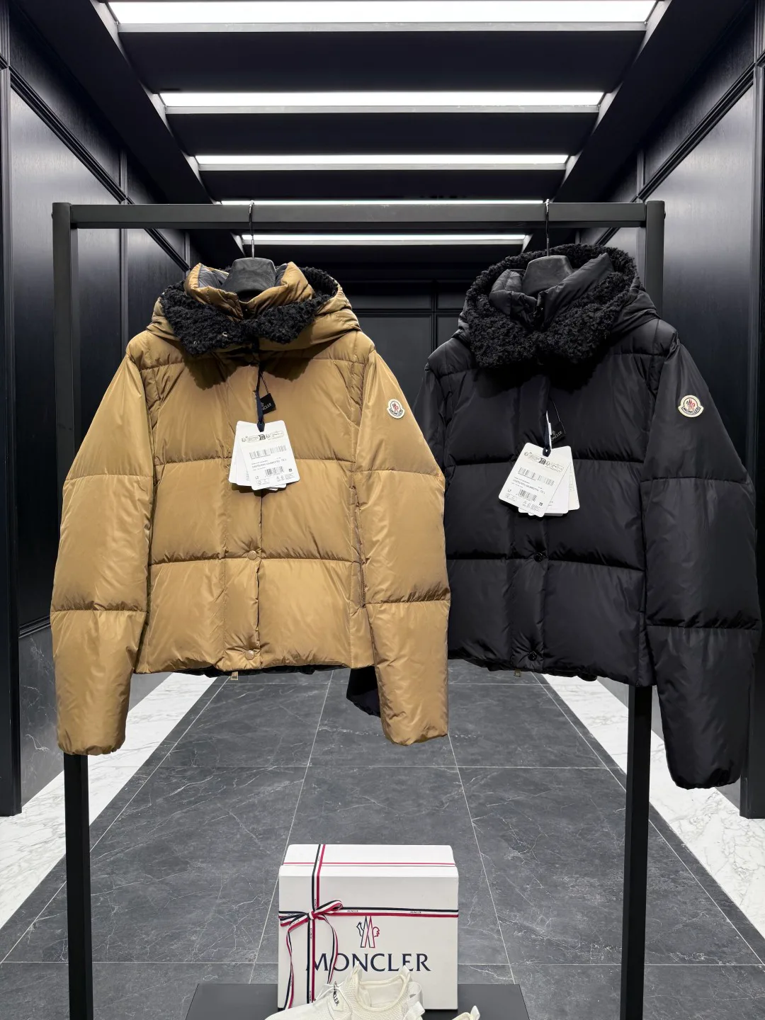 Куртки И Пуховики Женские Moncler 147876