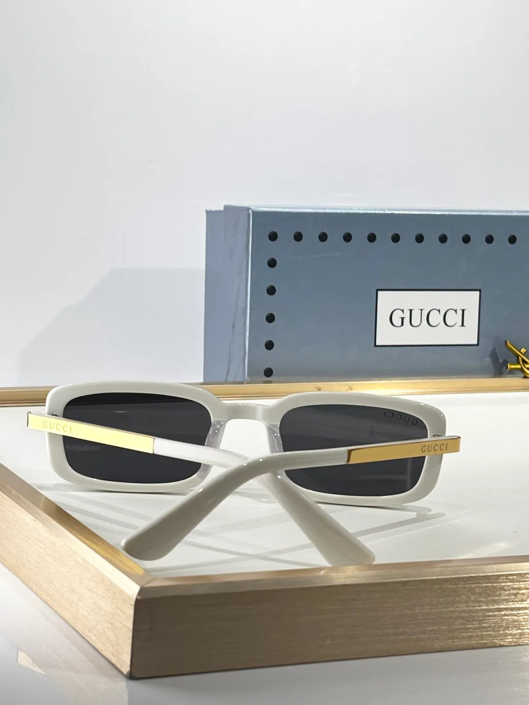 Очки Gucci 954308