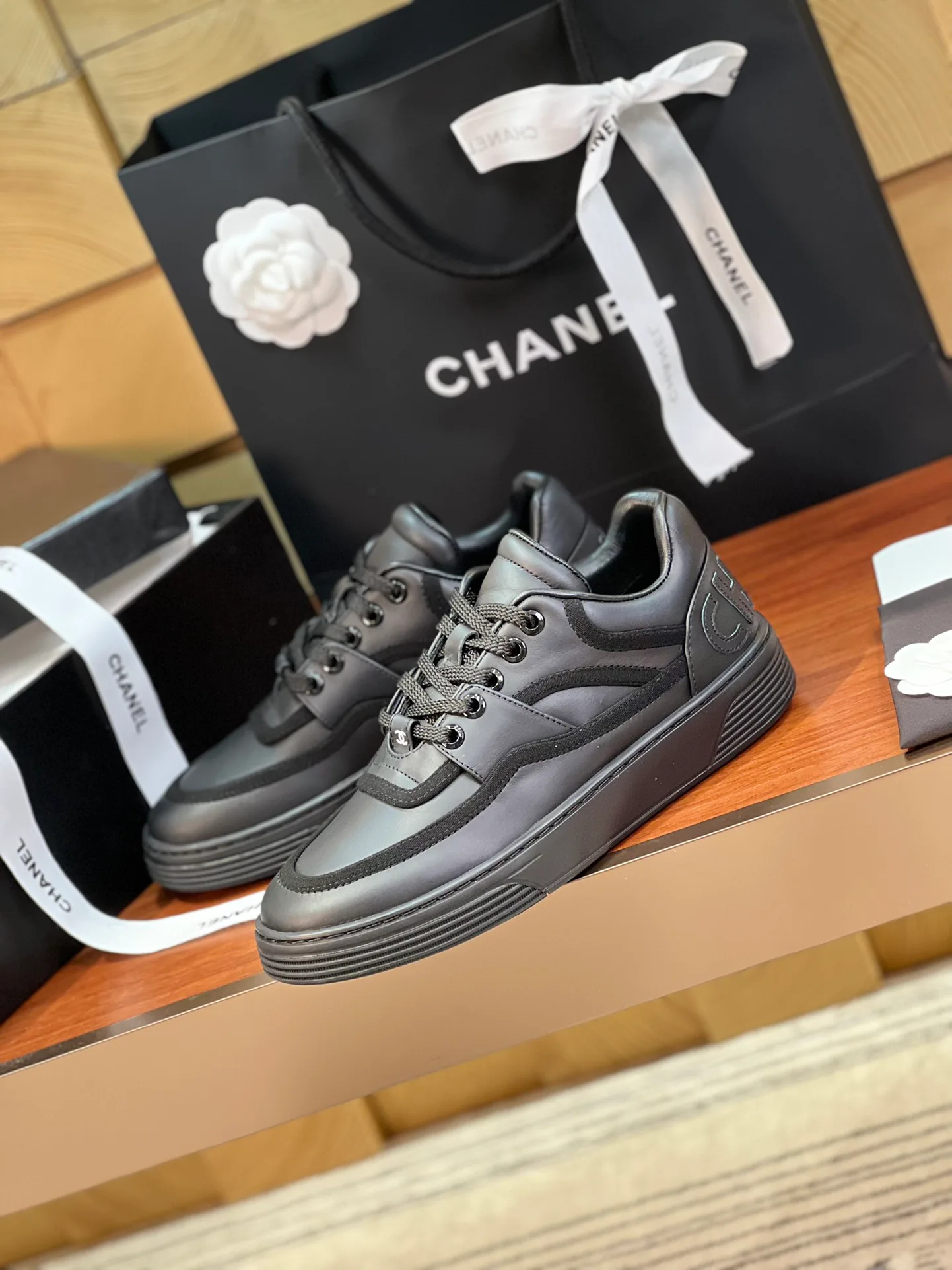 Кроссовки Женские Chanel 1021201