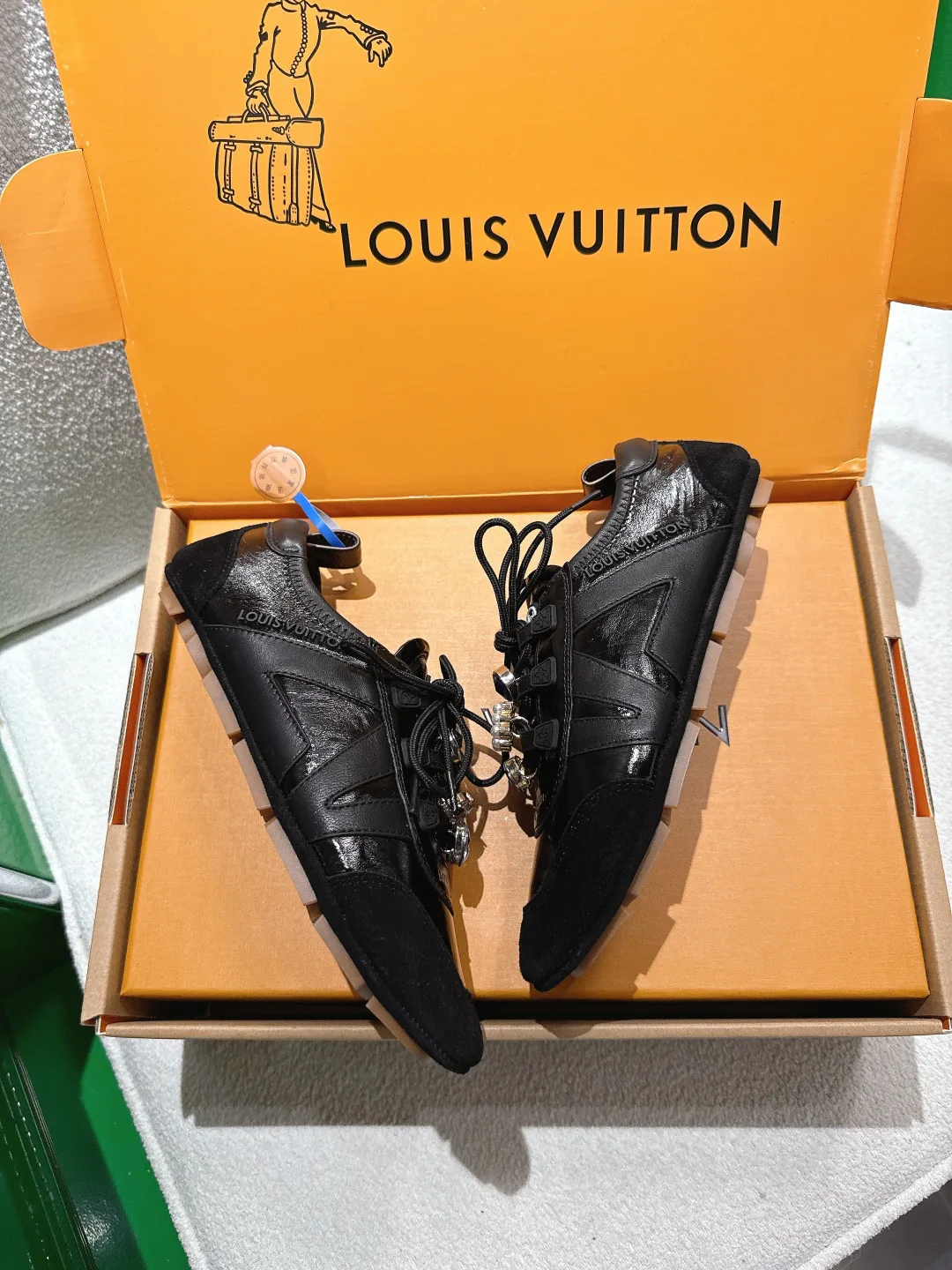 Кроссовки Женские Louis Vuitton 809163