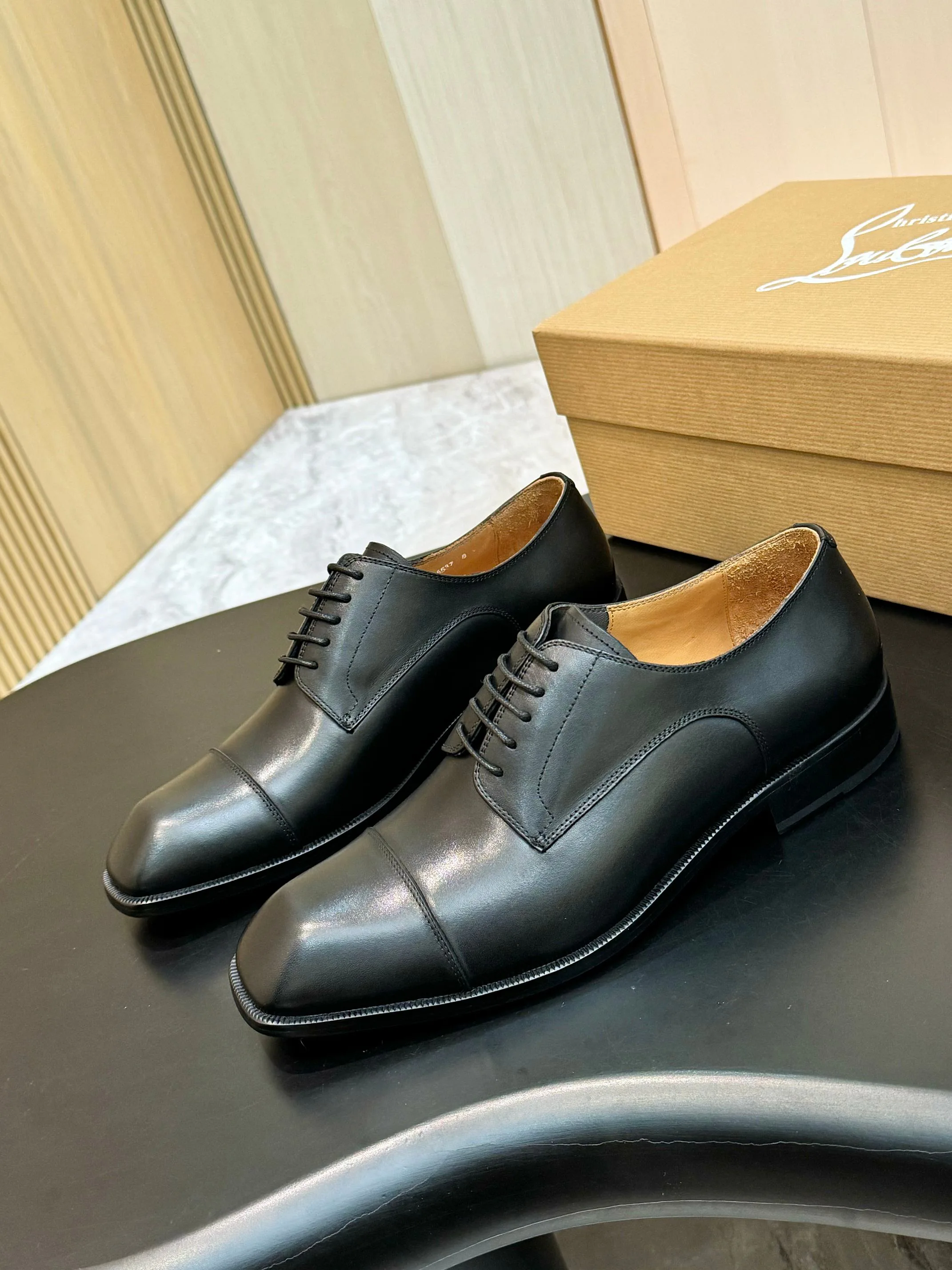 Лоферы И Туфли Мужские Christian Louboutin 18117229