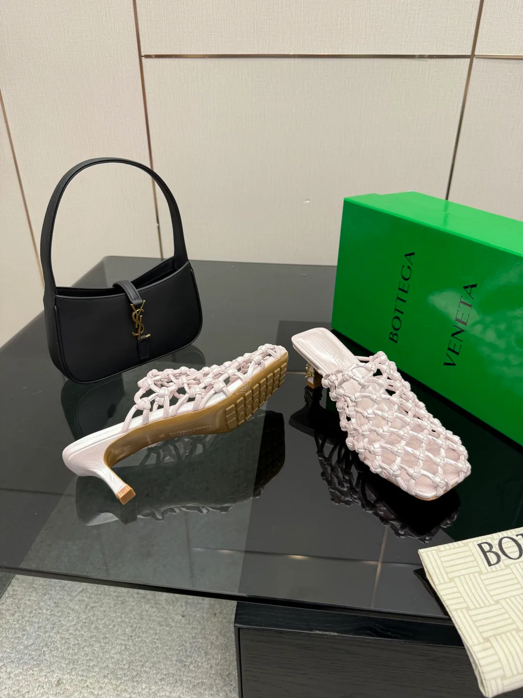 Босоножки Женские Bottega Veneta 812141