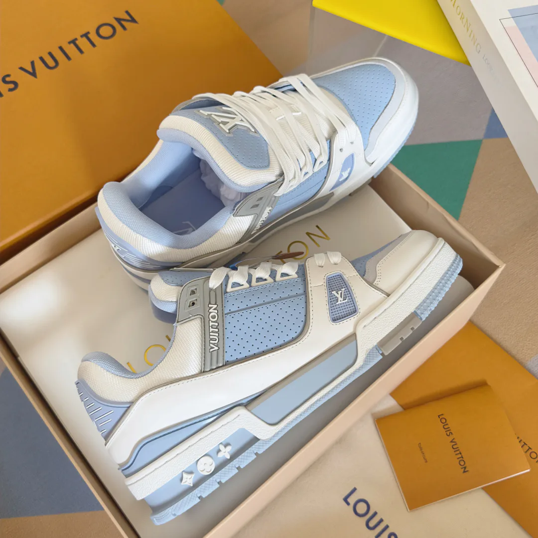 Кроссовки Женские Louis Vuitton 55010