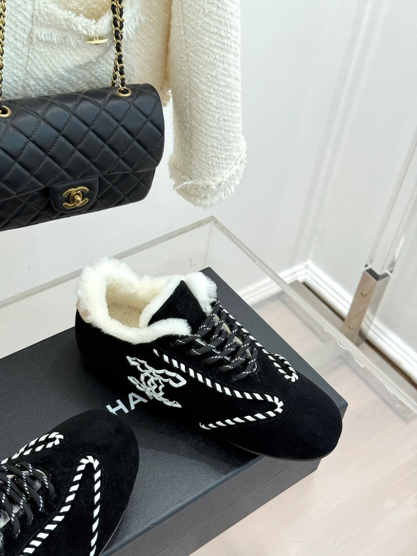 Кроссовки Женские Chanel 18788745