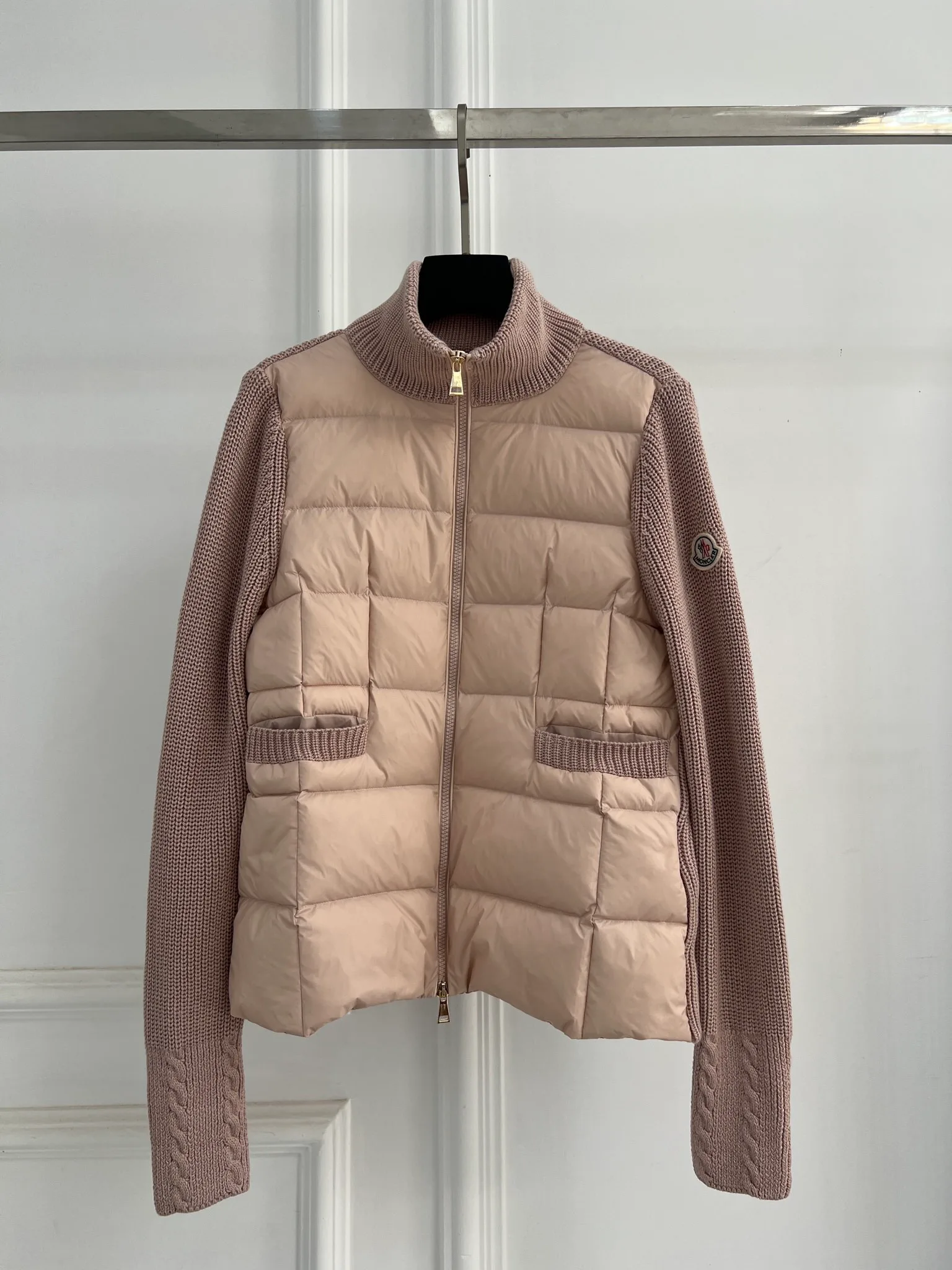 Куртки И Пуховики Женские Moncler 18416258