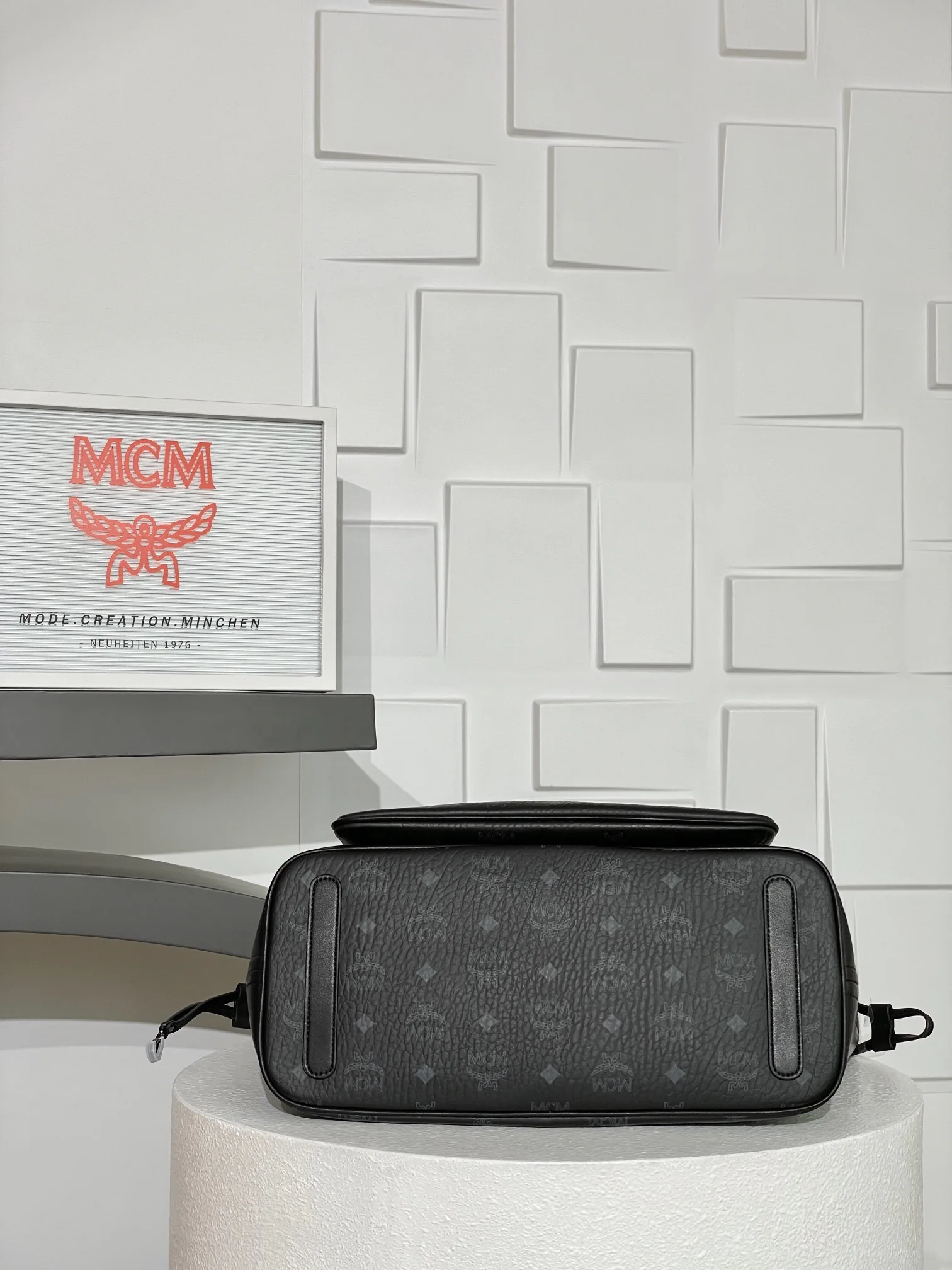 Классические Сумки Женские Mcm 10854017