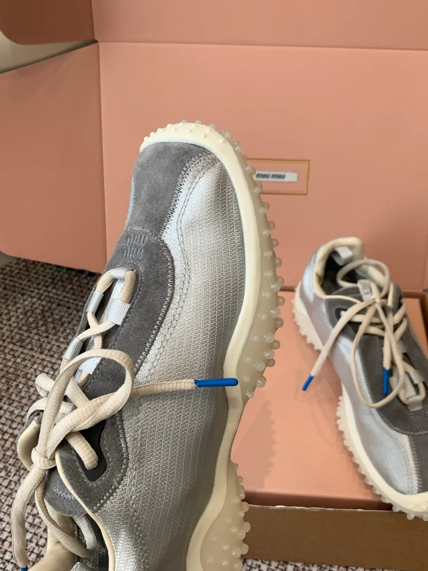 Кроссовки Женские Miu Miu 18170821