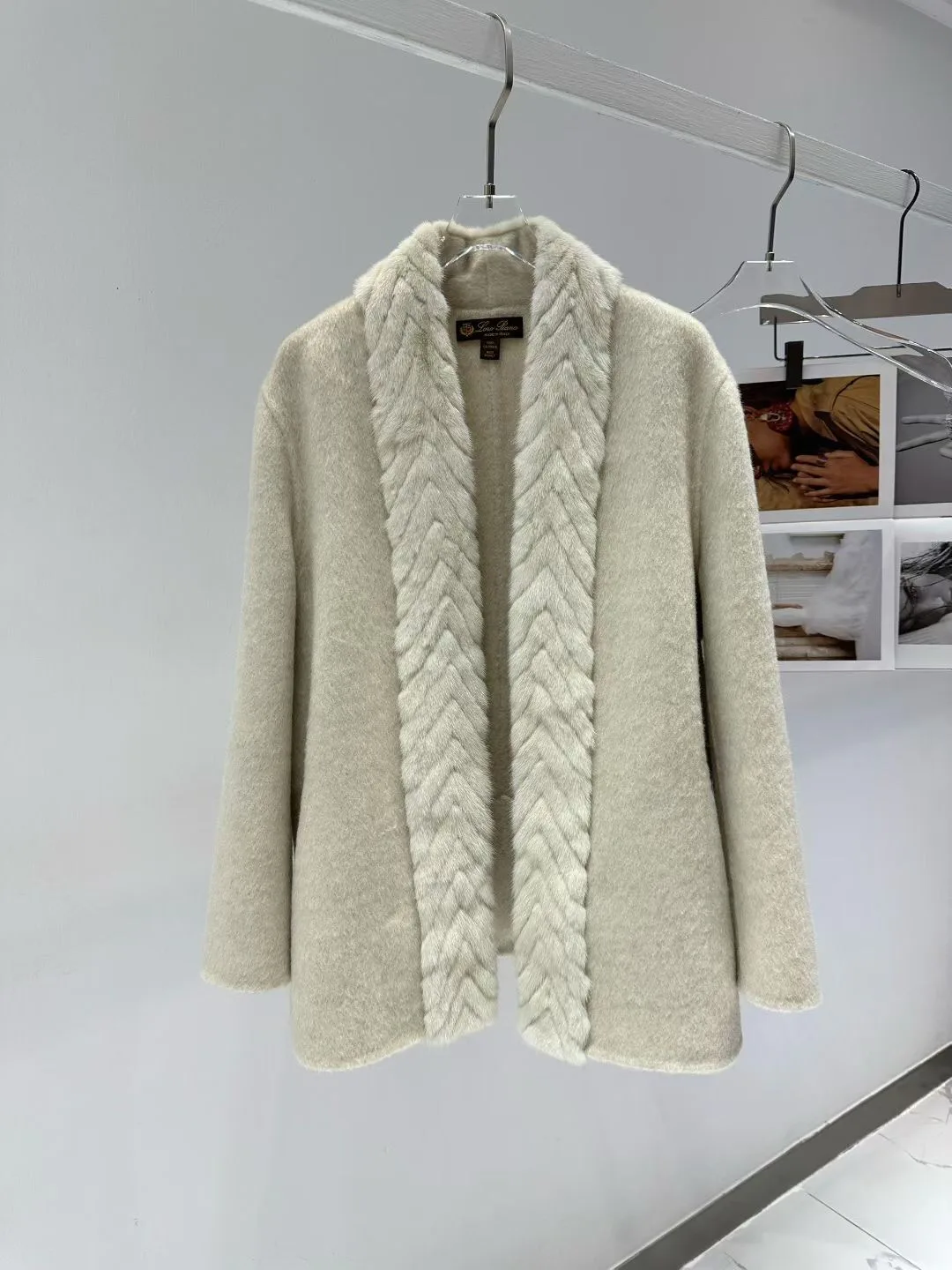 Пальто Женские Loro Piana 17933227