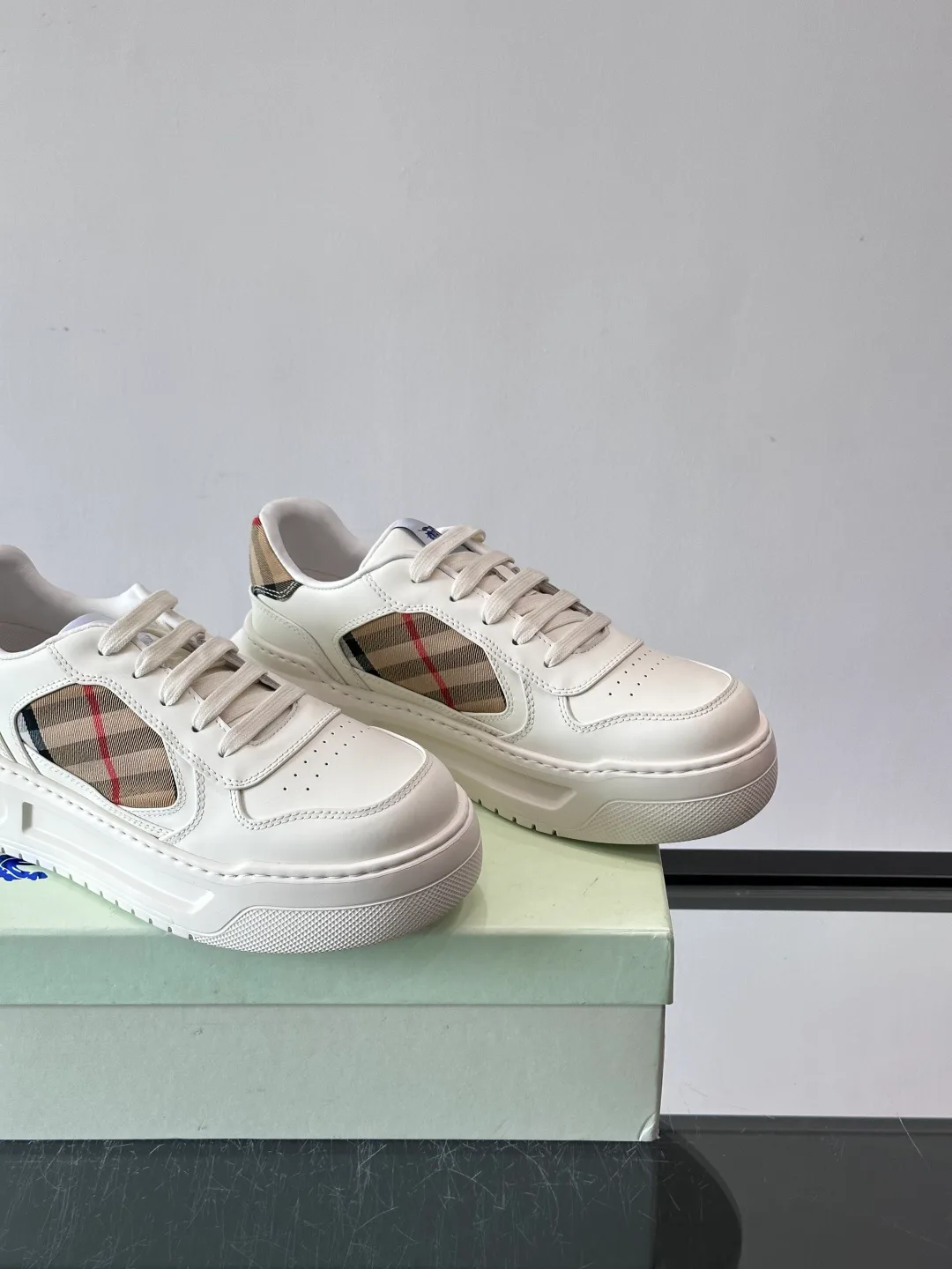 Кроссовки Мужские Burberry 10822699