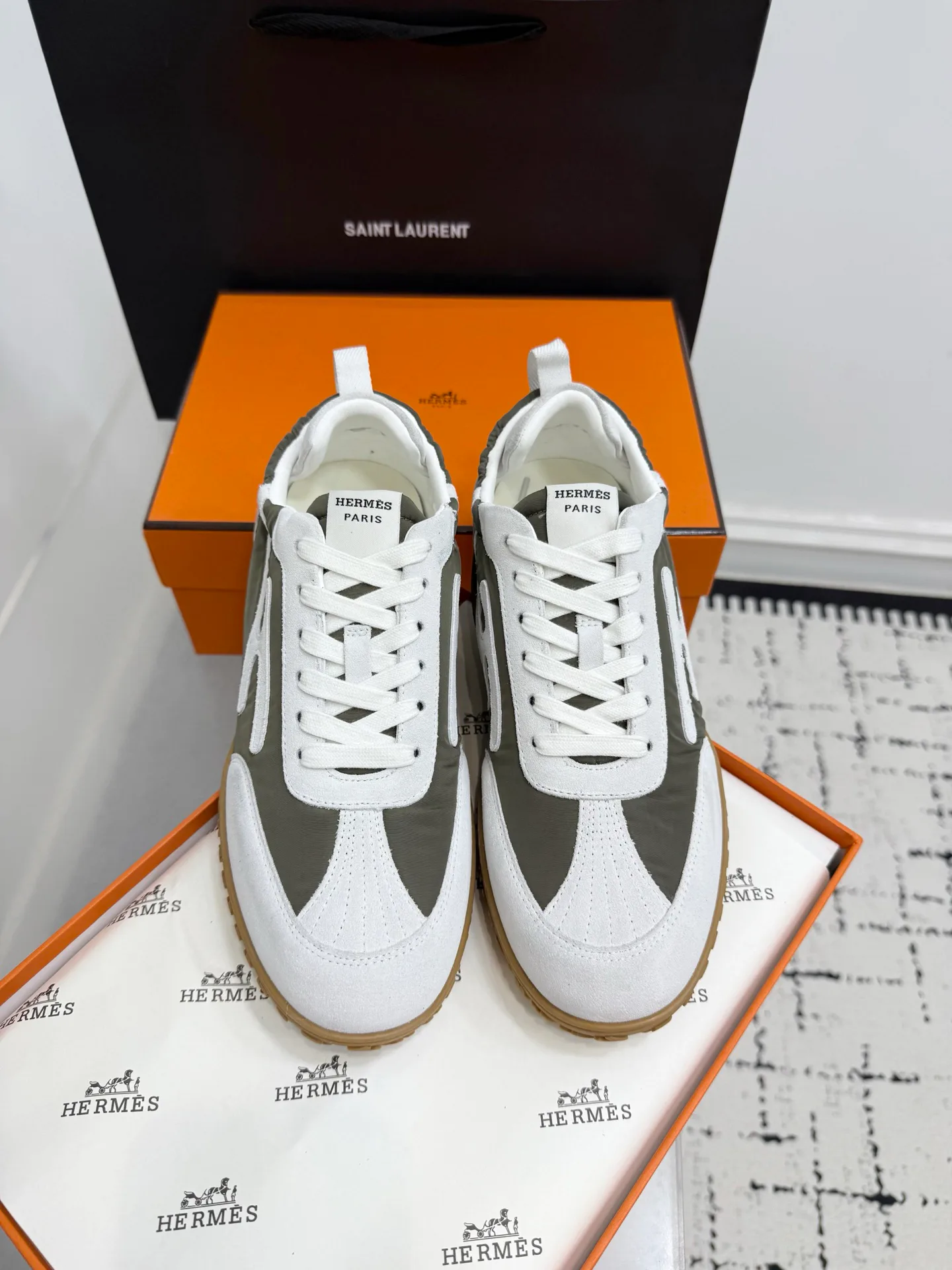 Кроссовки Женские Hermes 406093