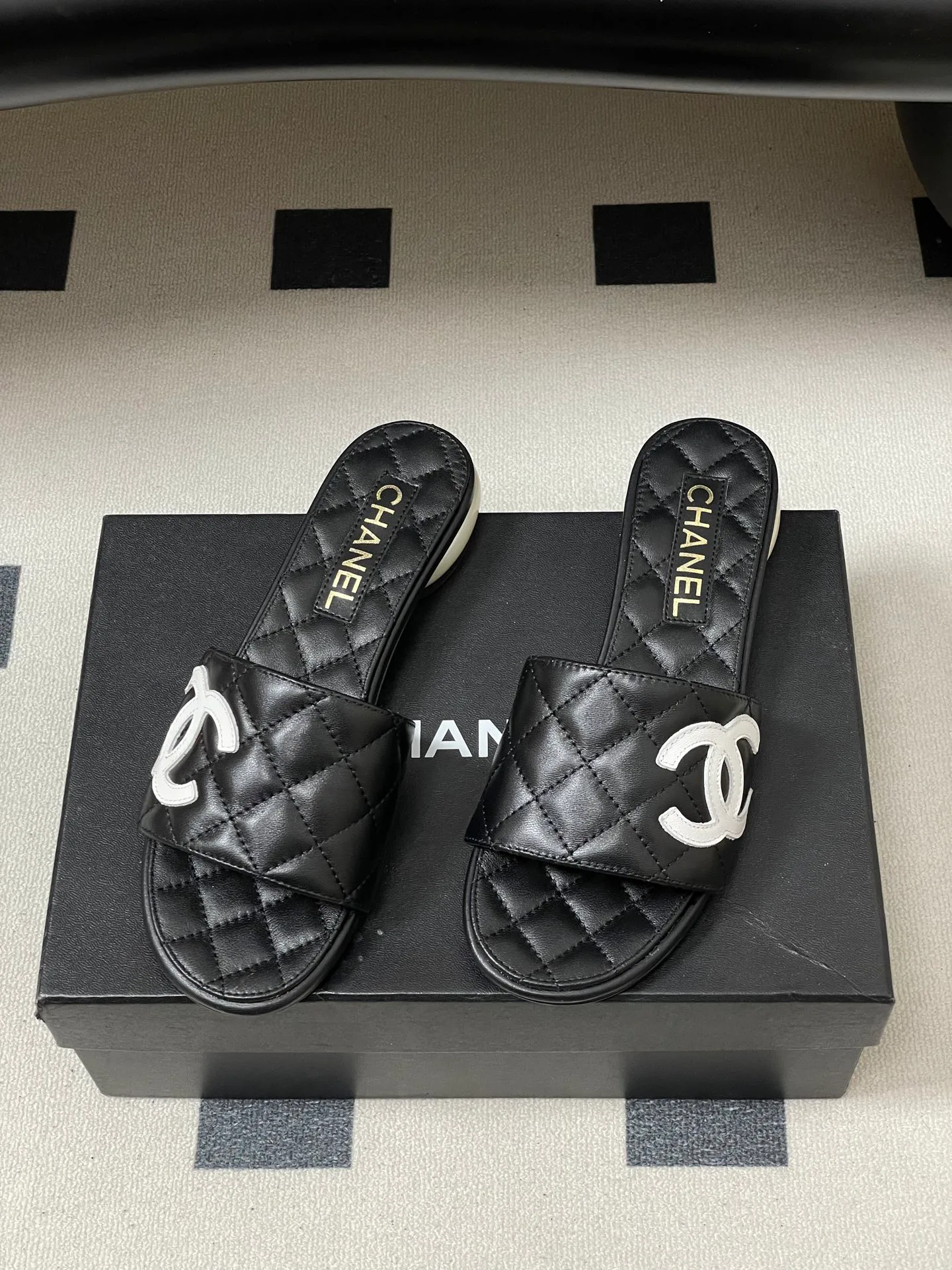 Босоножки Женские Chanel 10993895